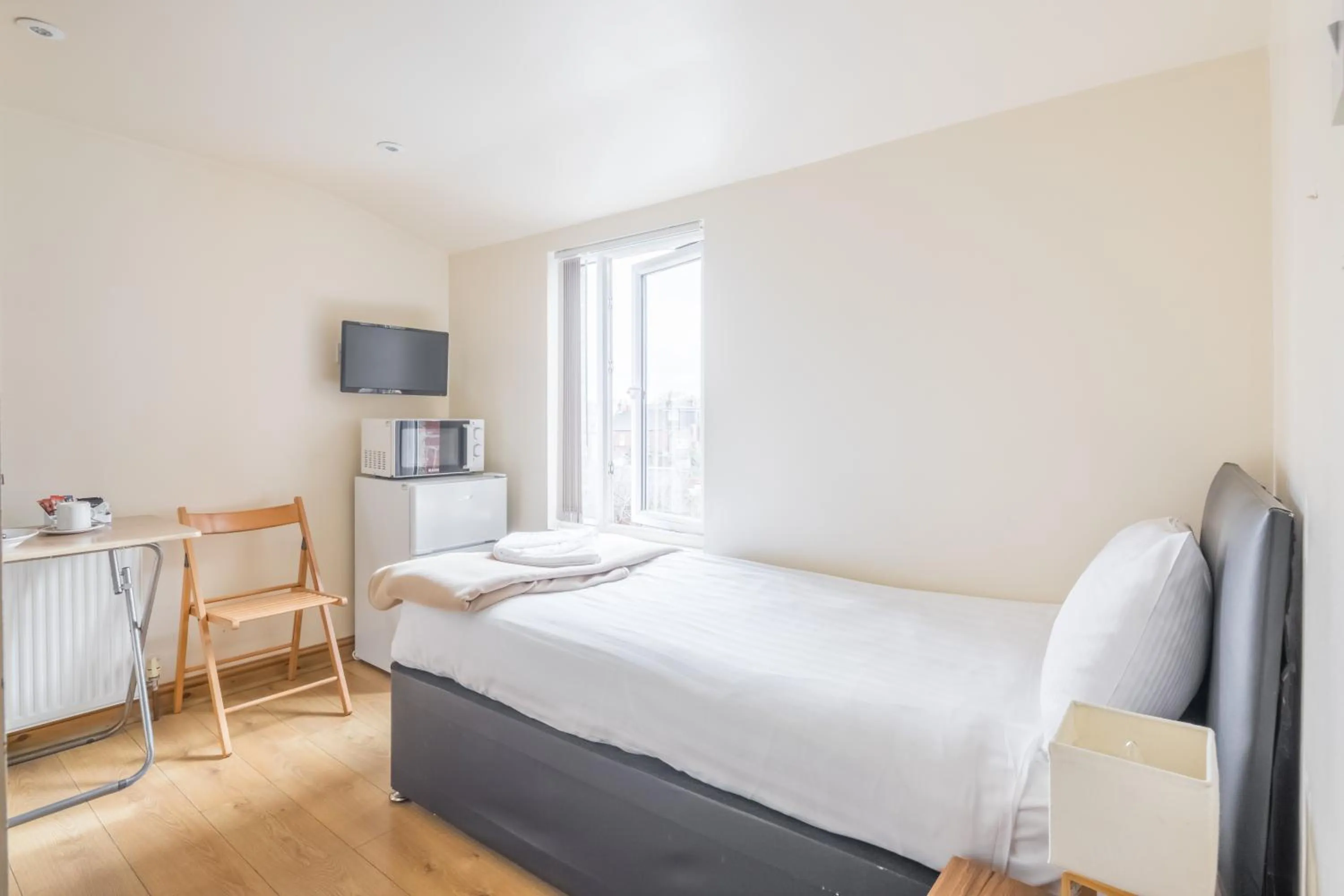 Bedroom, Bed in Rasa Sayang House - Self-check-in guesthouse