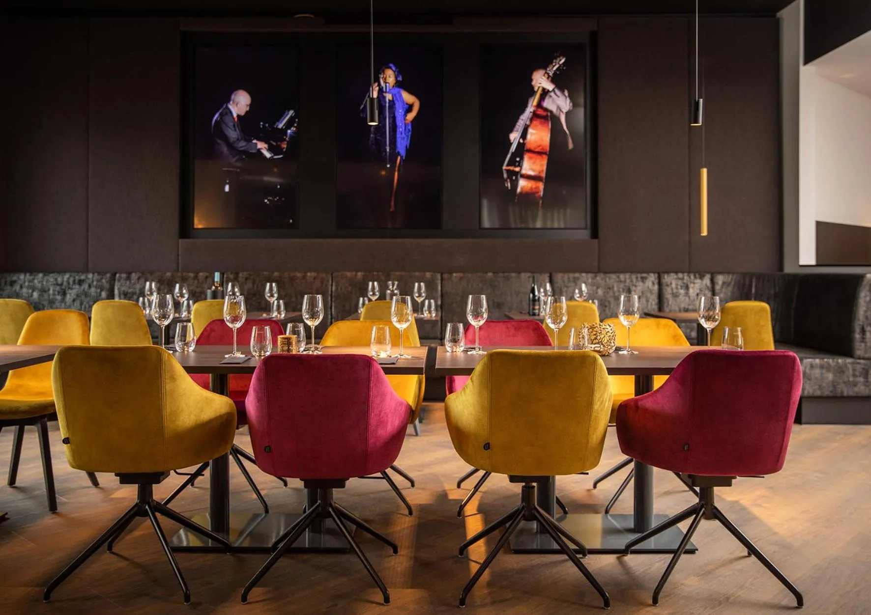 Restaurant/places to eat in Sombea