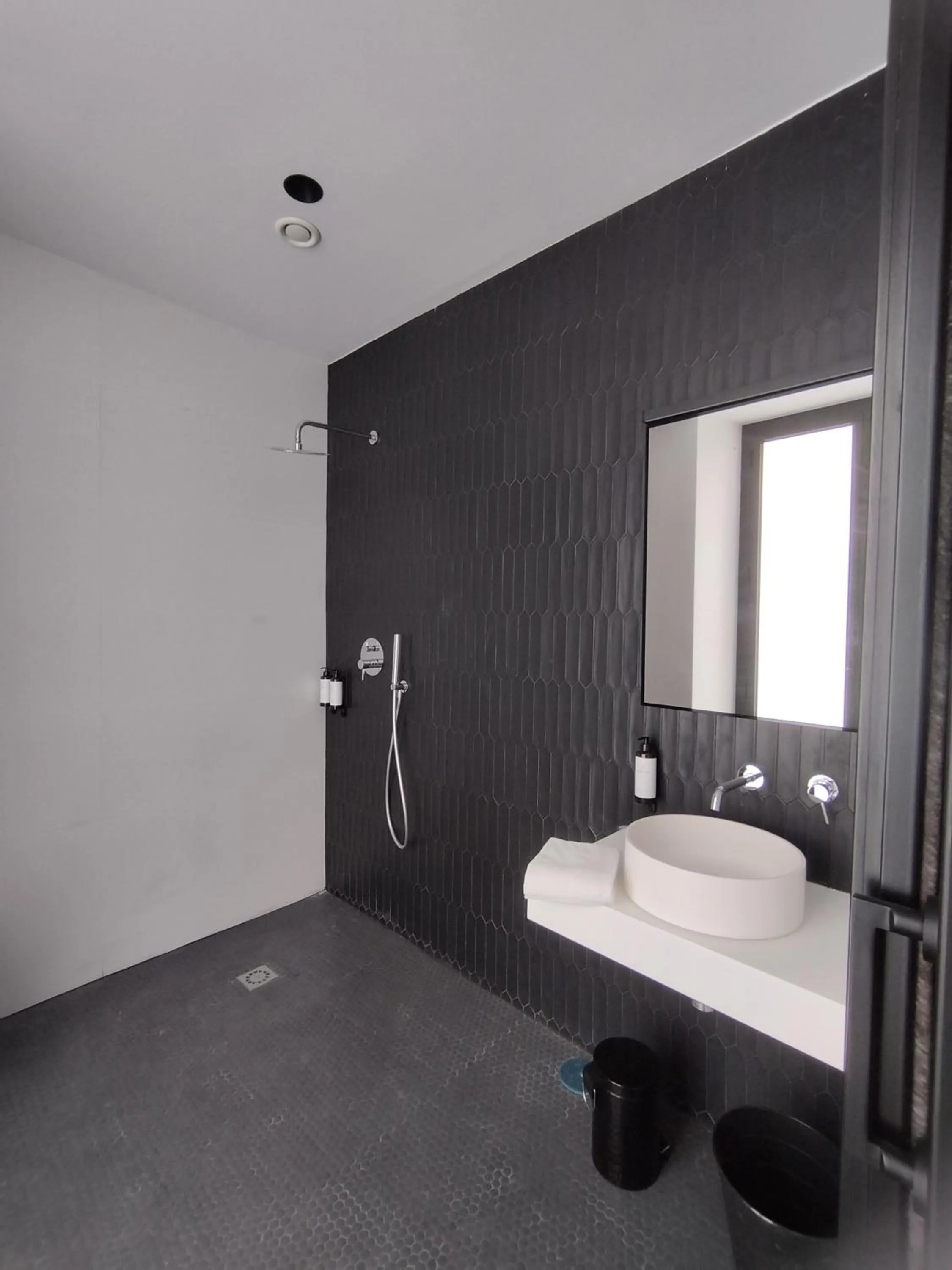 Shower in Sweet Sevilla Hostel