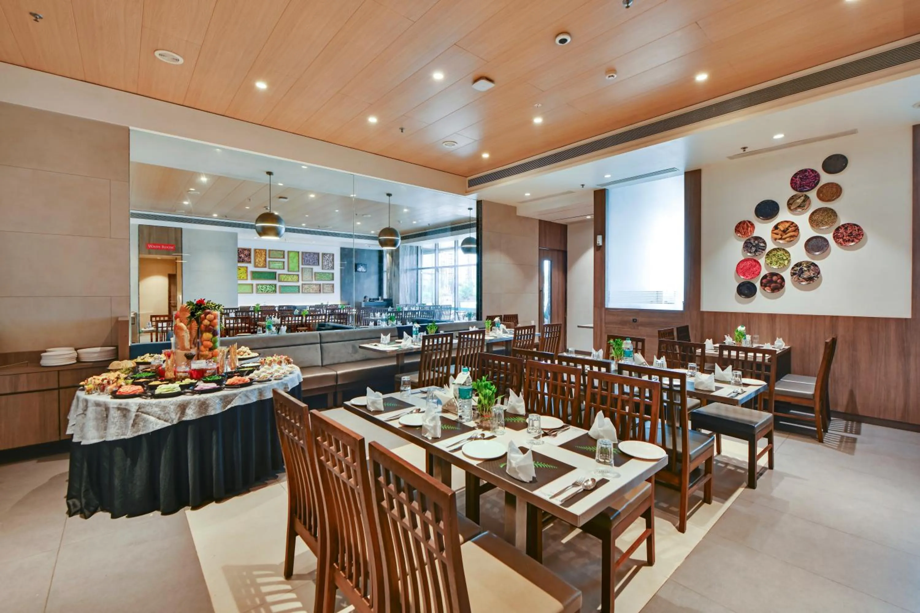 Restaurant/places to eat in Rakabi The Fern, Igatpuri