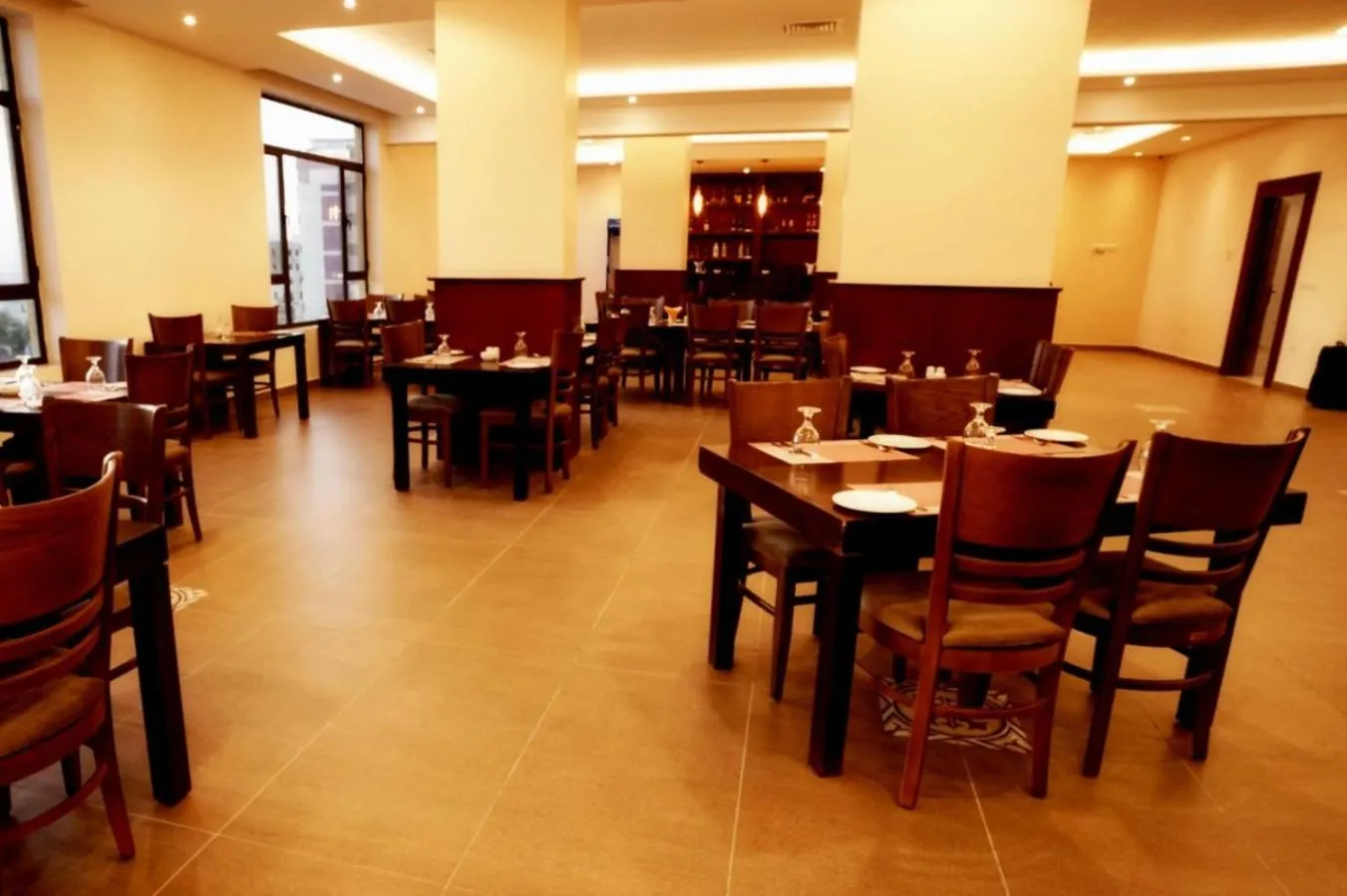 Restaurant/places to eat in Baity Boutique Hotel