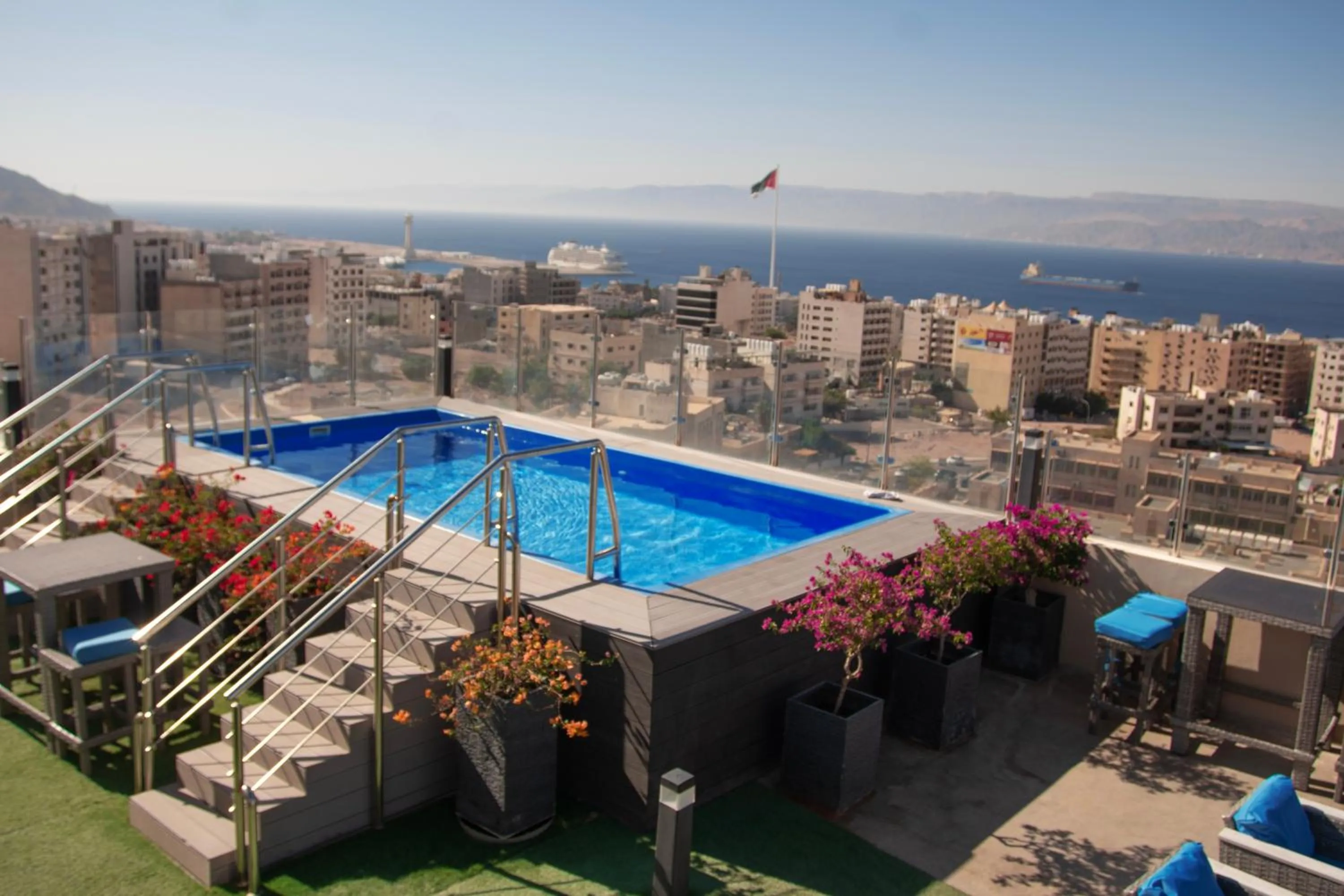 Swimming pool in Baity Boutique Hotel