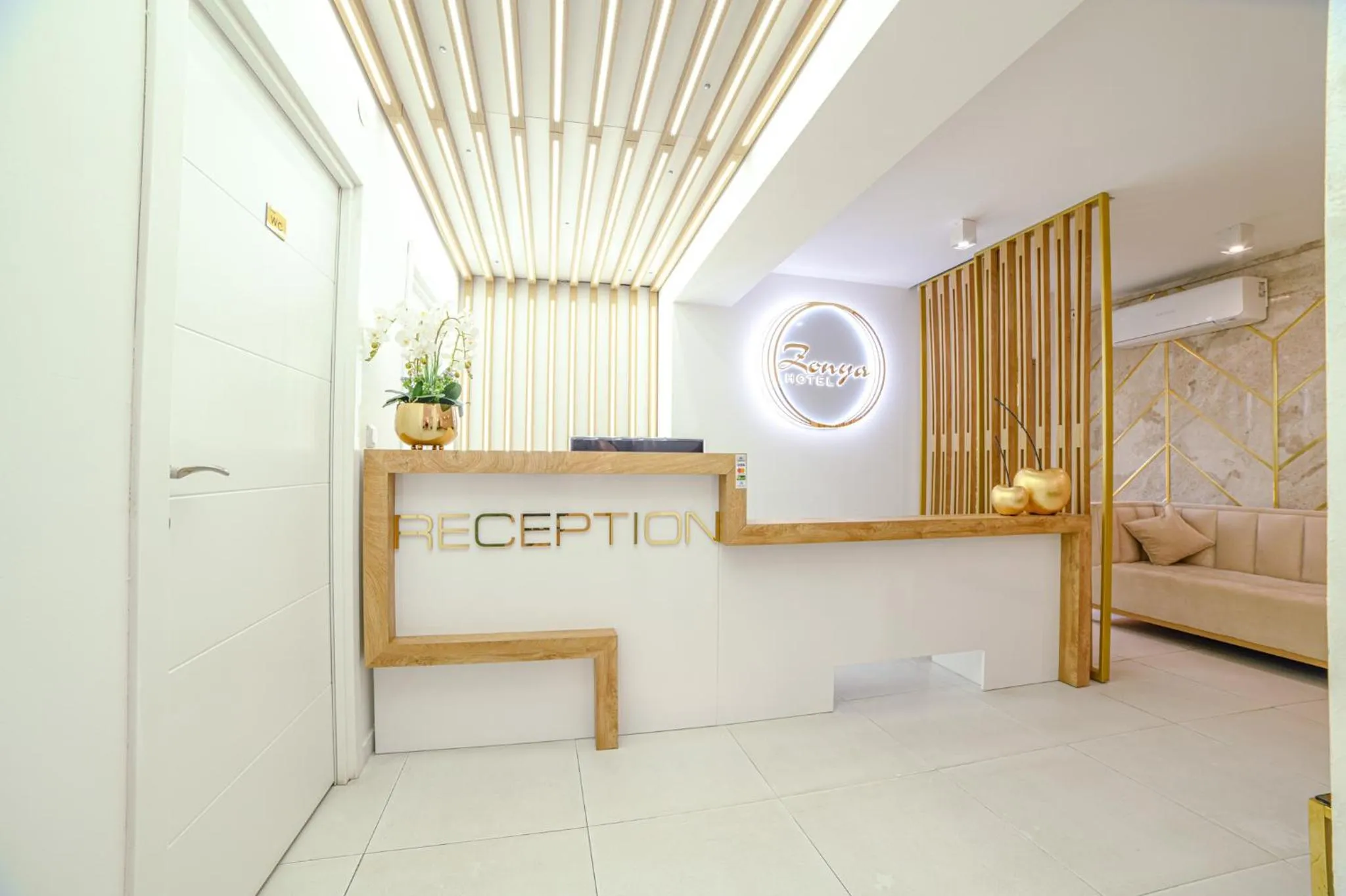 Property building in Hotel Zonya