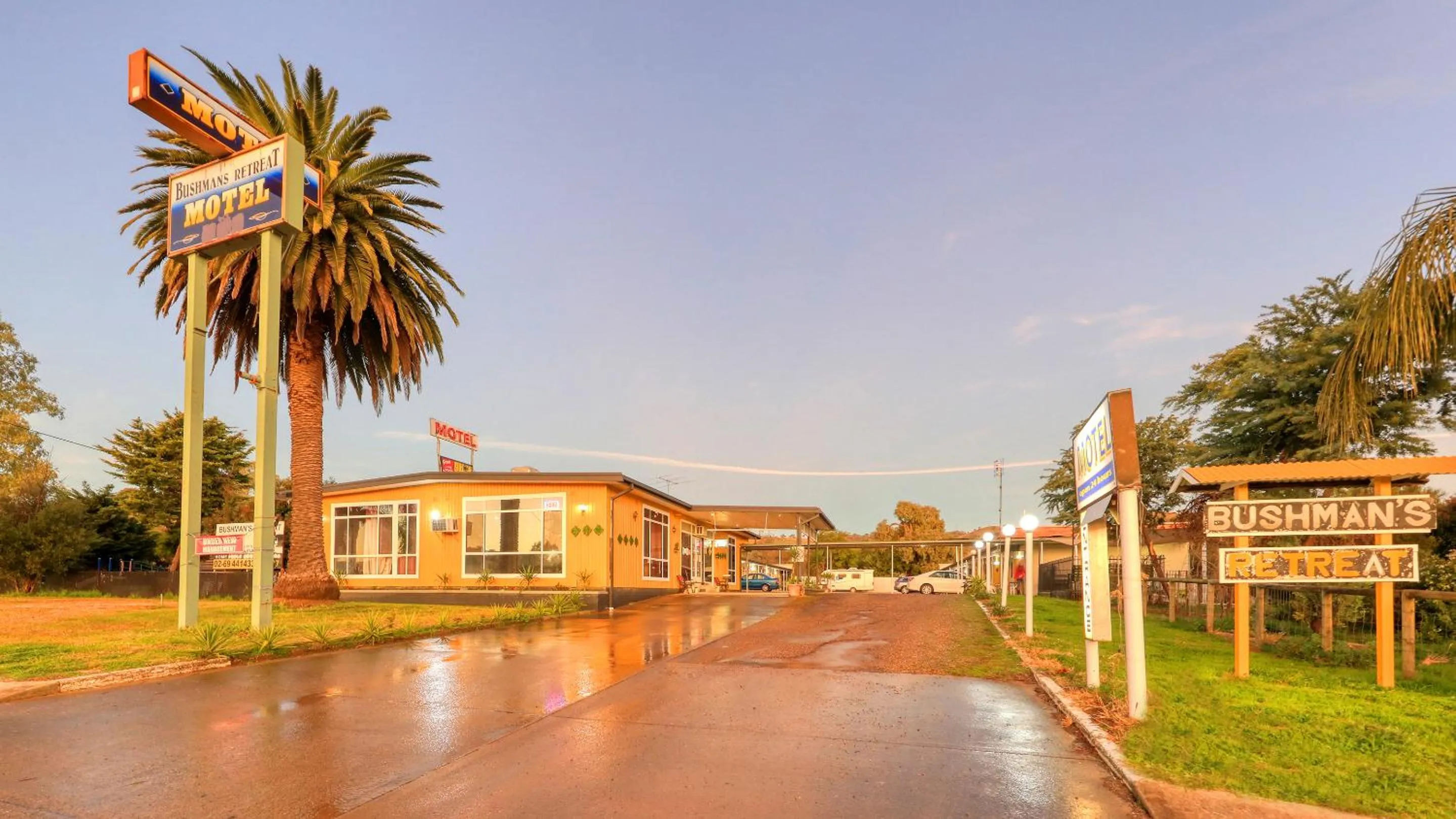Bushmans Motor Inn