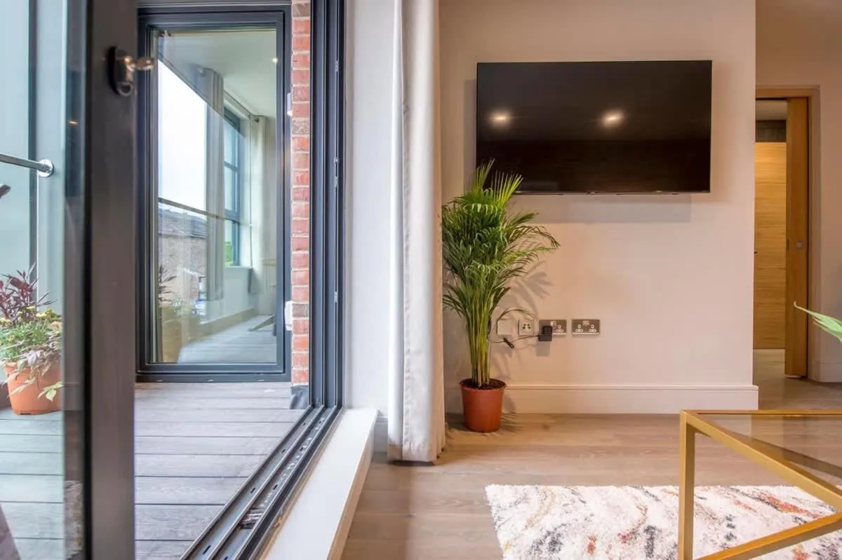 The Quadrant - The Palm Suite