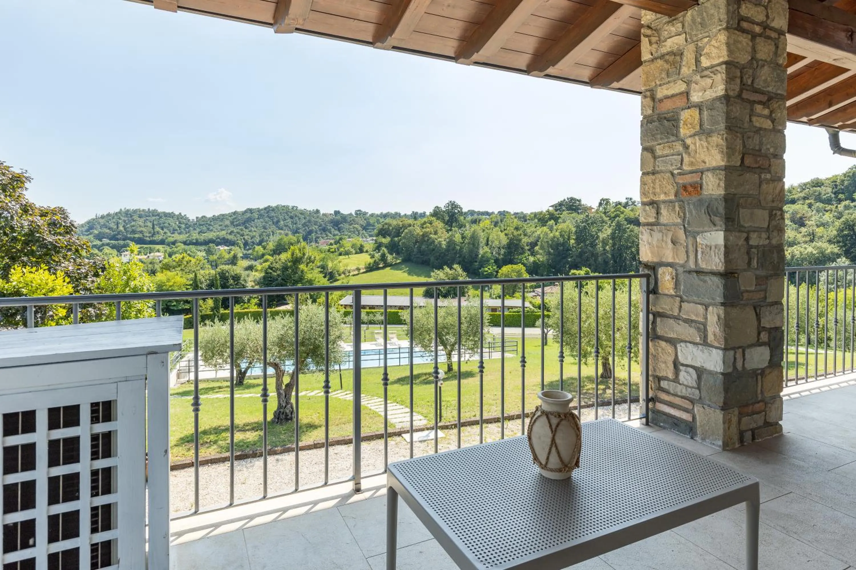 Balcony/Terrace in Il Casale Lonato - by Host4U