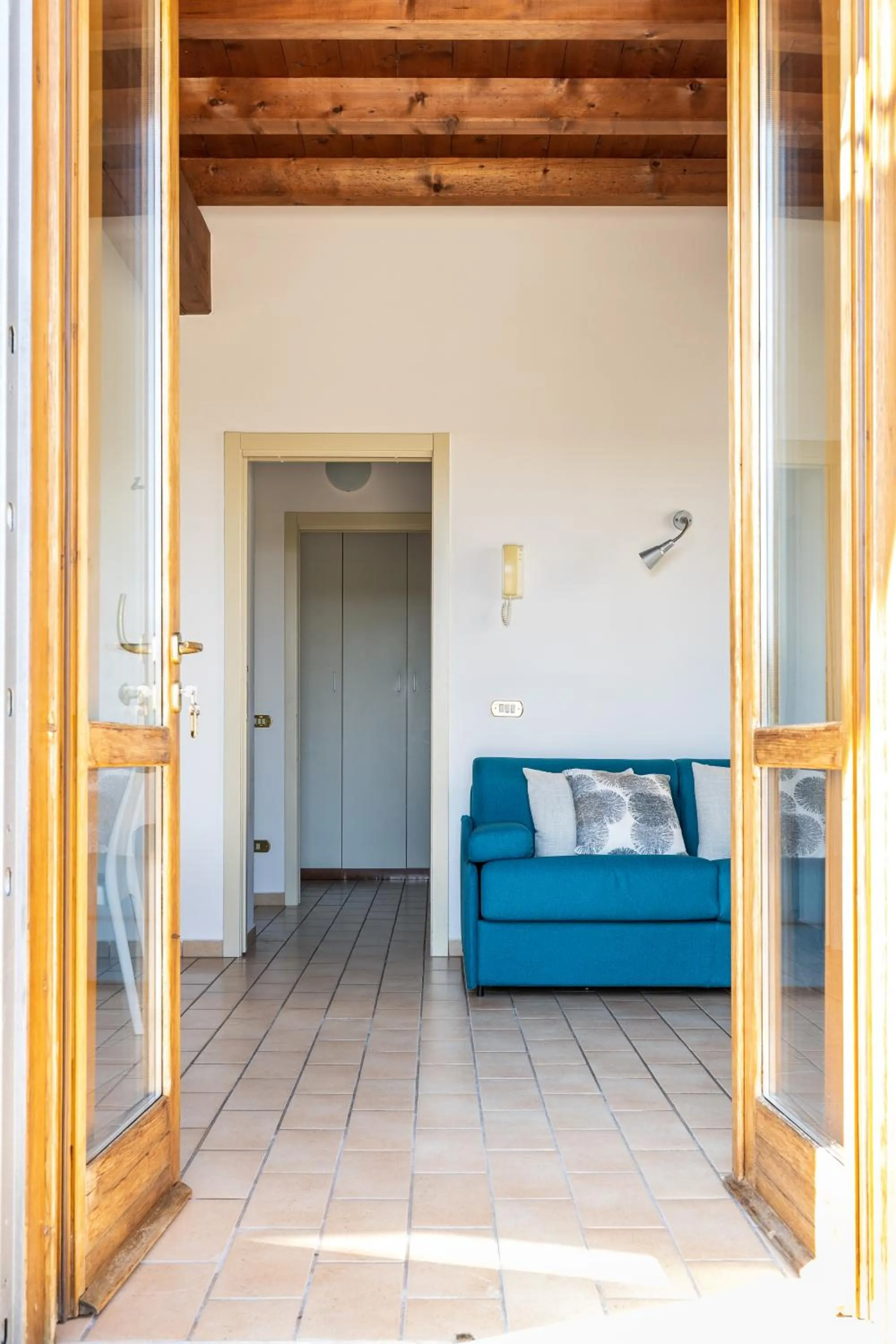 Living room in Il Casale Lonato - by Host4U