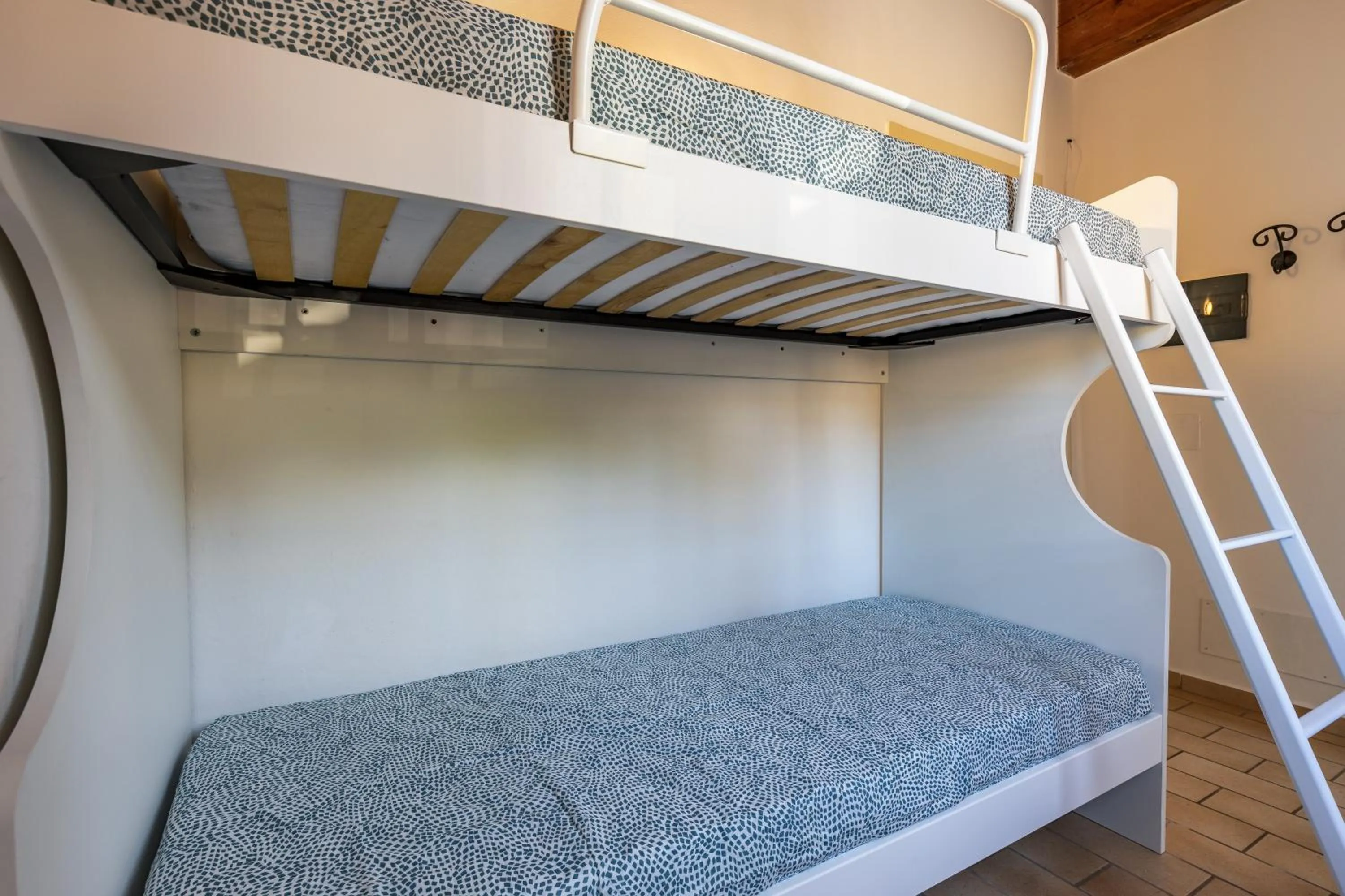 bunk bed, Bed in Il Casale Lonato - by Host4U