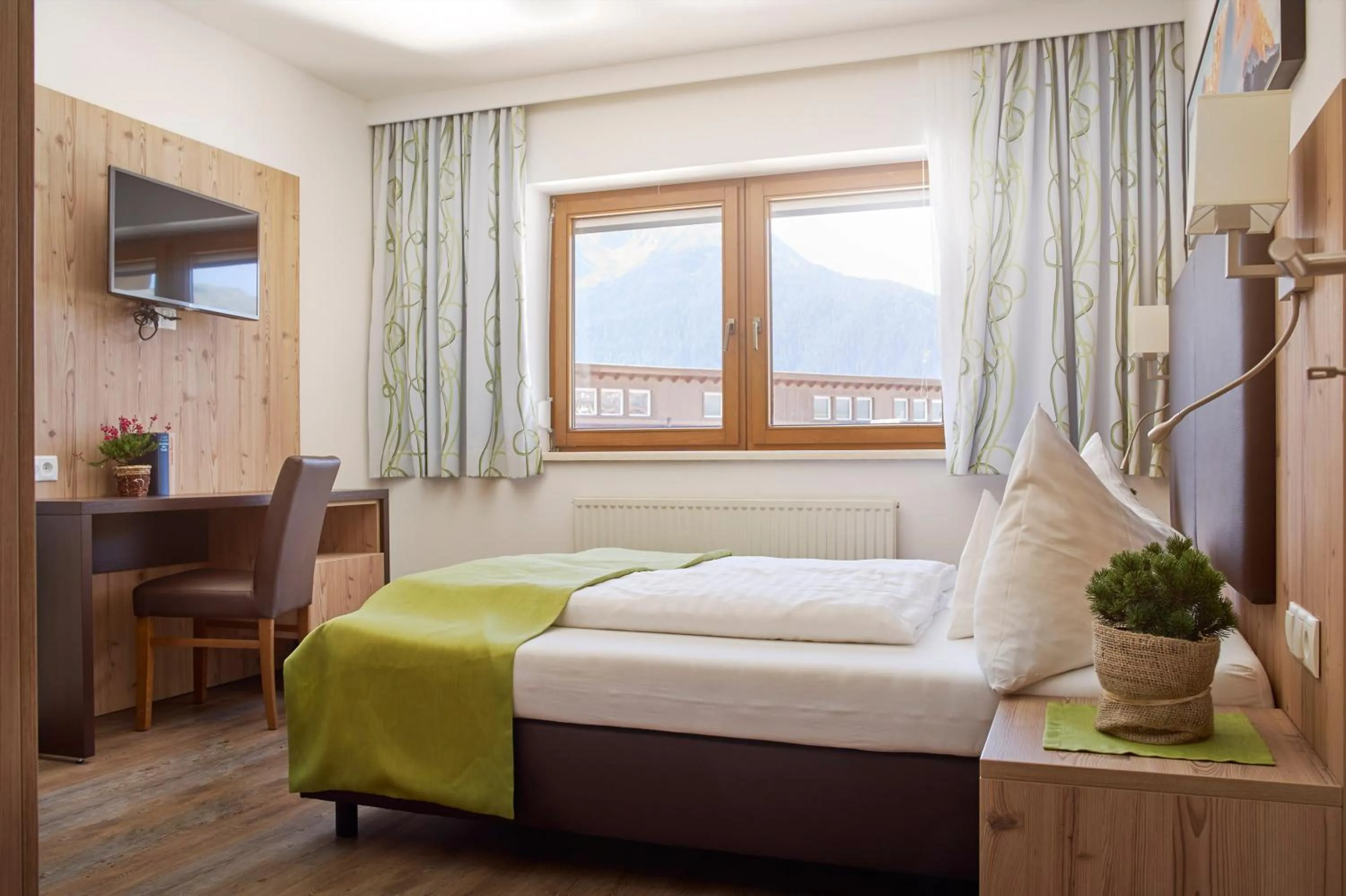 Photo of the whole room, Bed in Hotel Venetblick