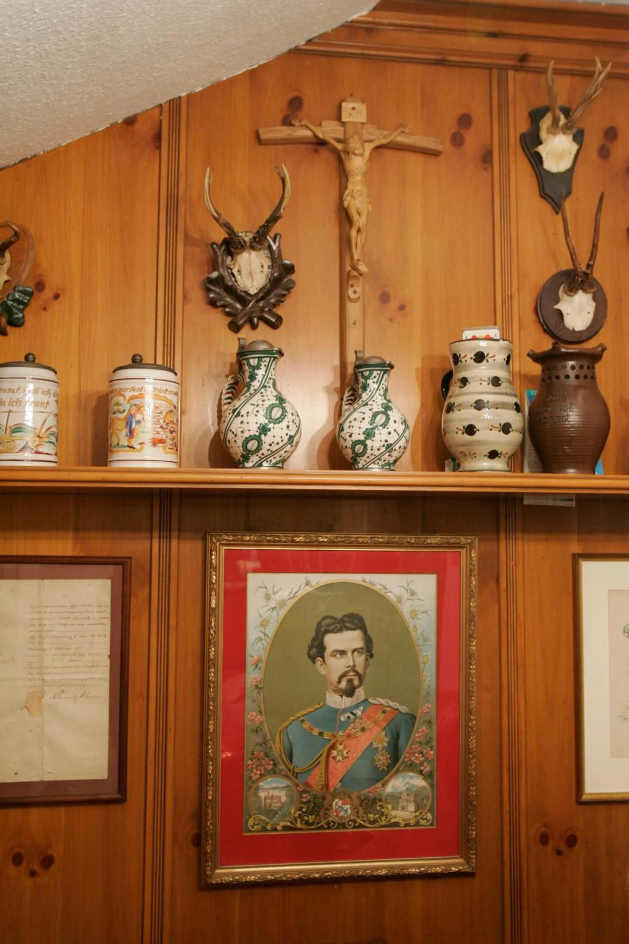 Decorative detail in Steichele Hotel & Weinrestaurant