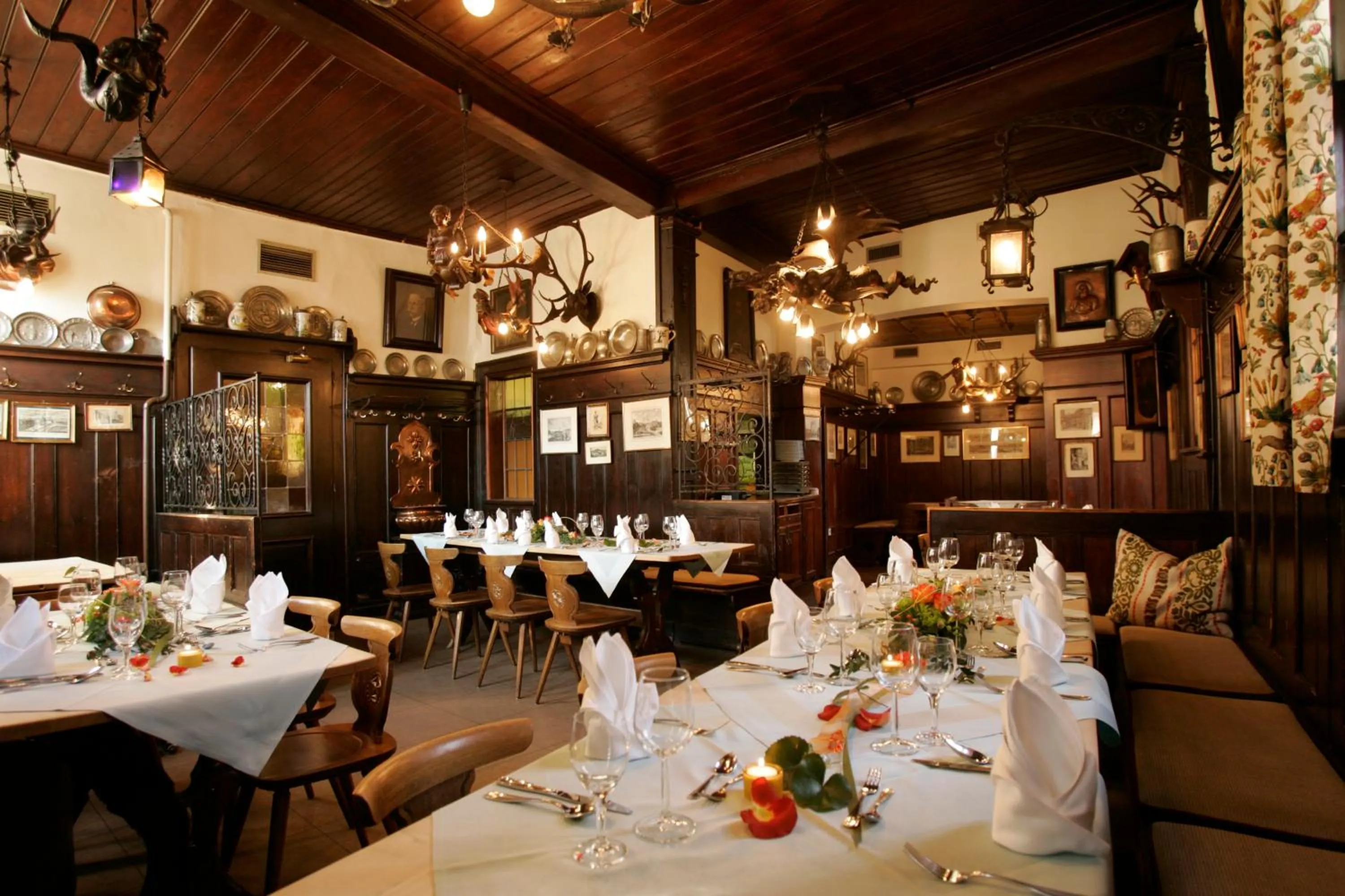 Restaurant/places to eat in Steichele Hotel & Weinrestaurant