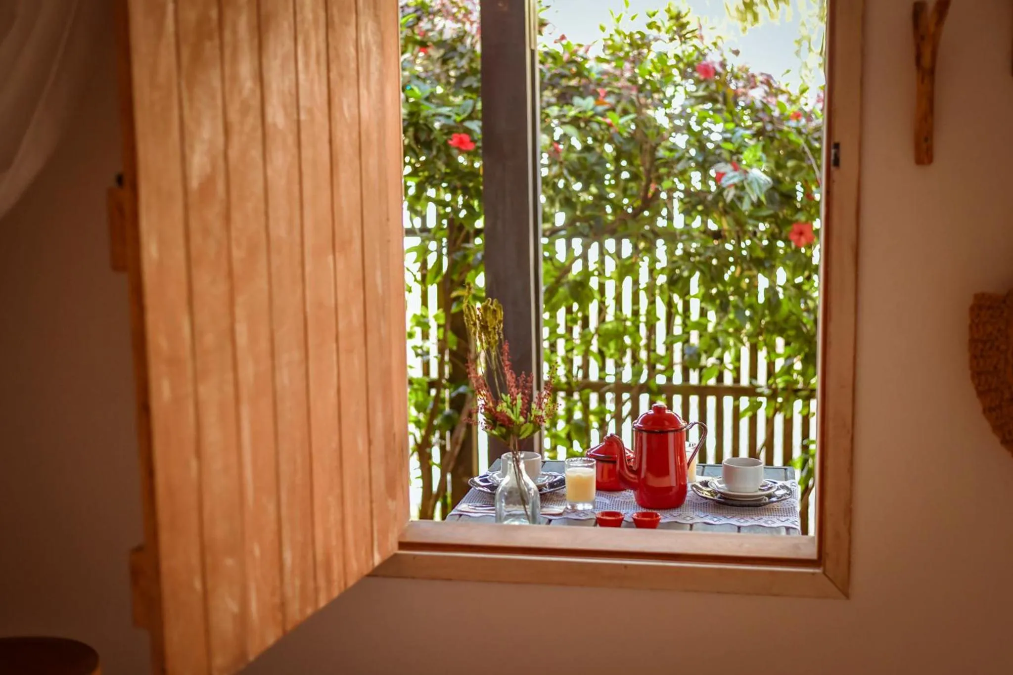 Food and drinks in EcoCharme Pousada Netuno