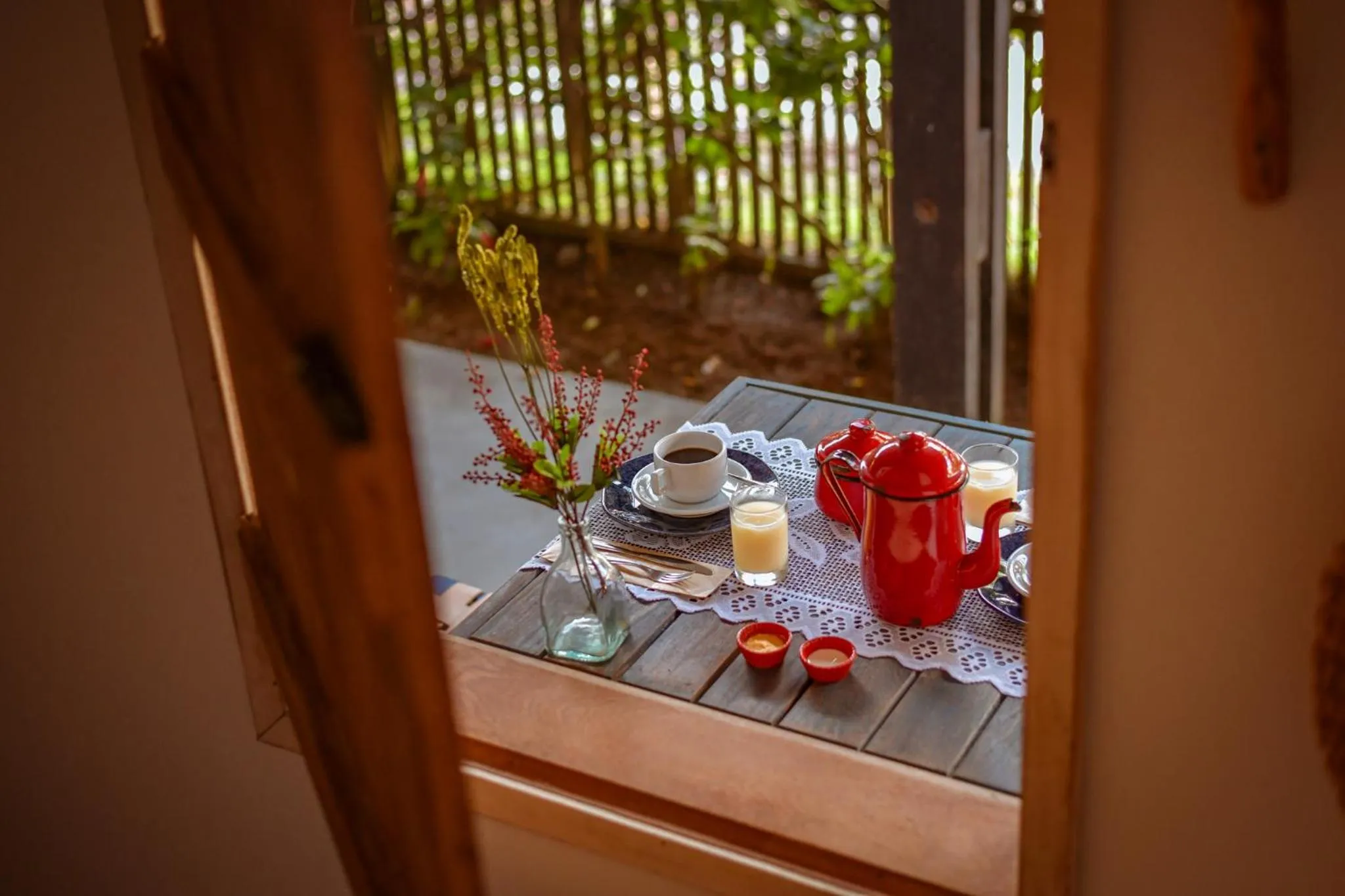 Food and drinks in EcoCharme Pousada Netuno