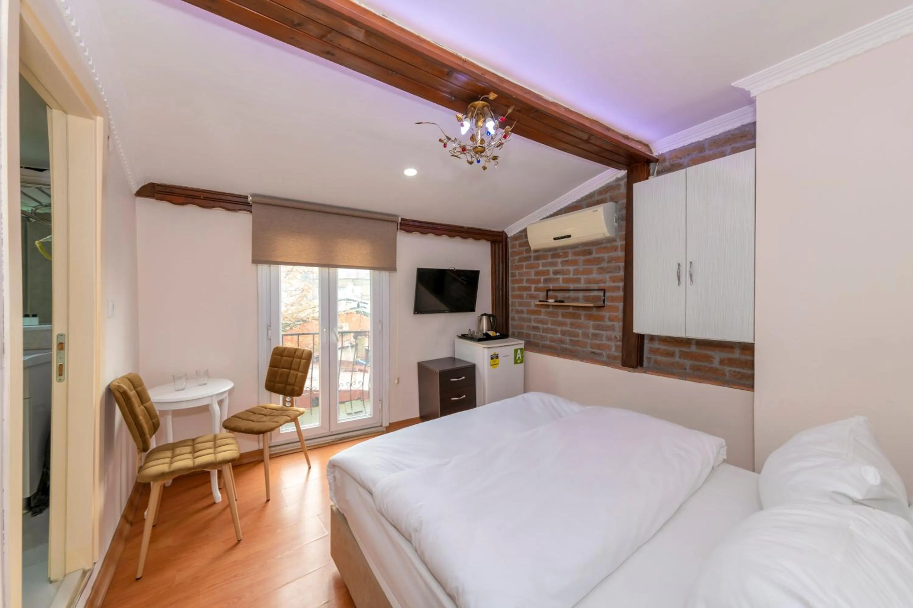 Bed in Taksim City Suites