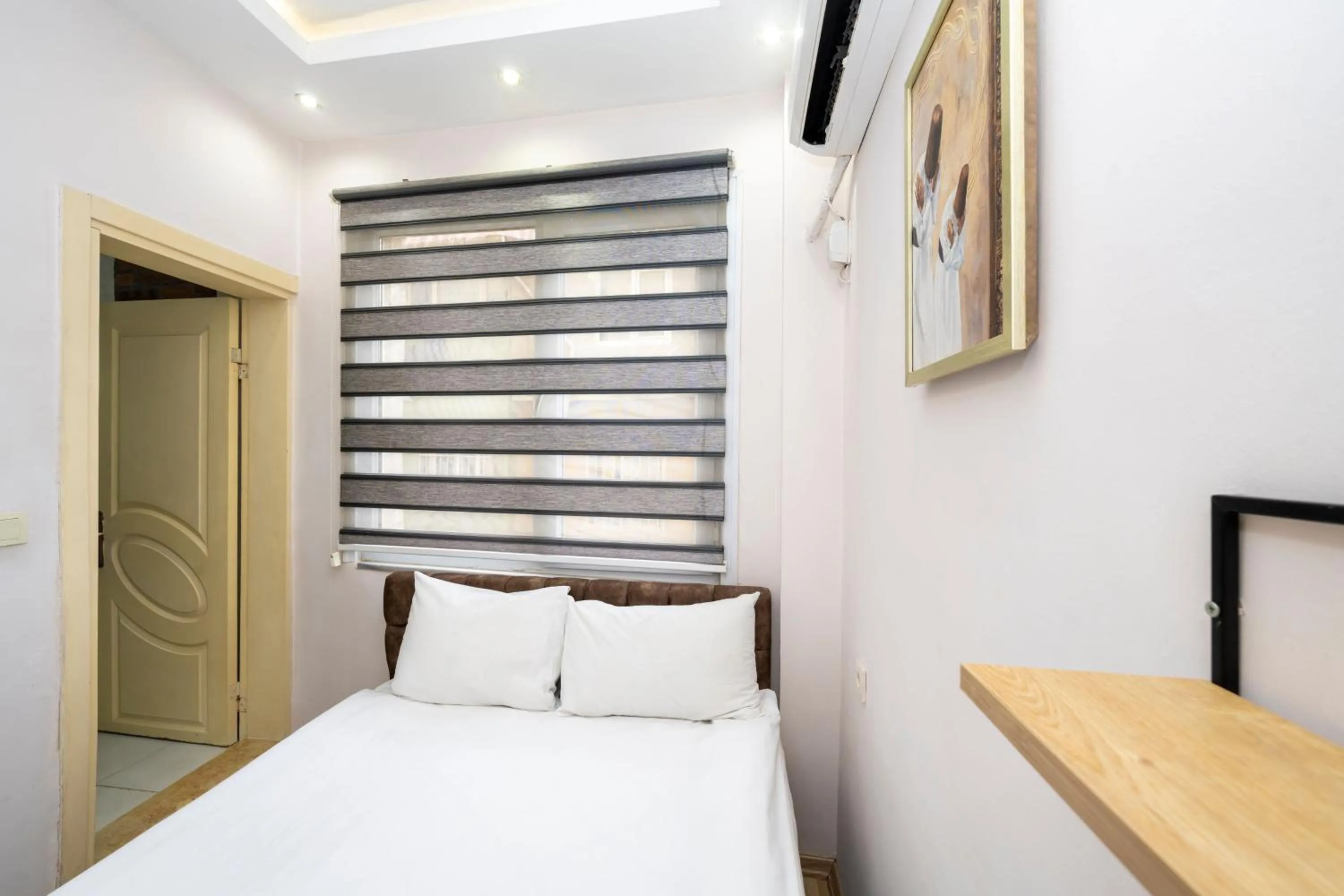 Bed in Taksim City Suites