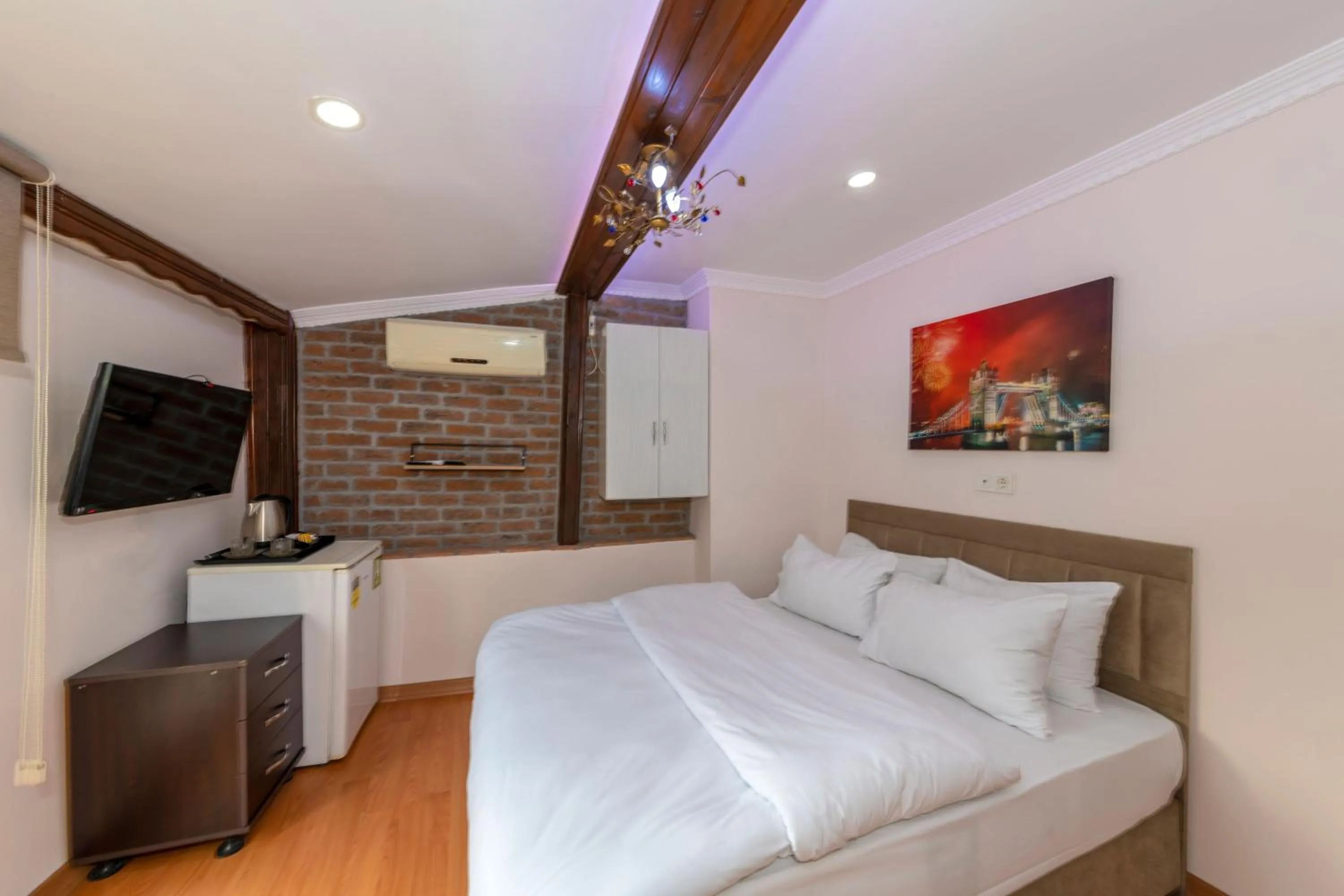 Bed in Taksim City Suites