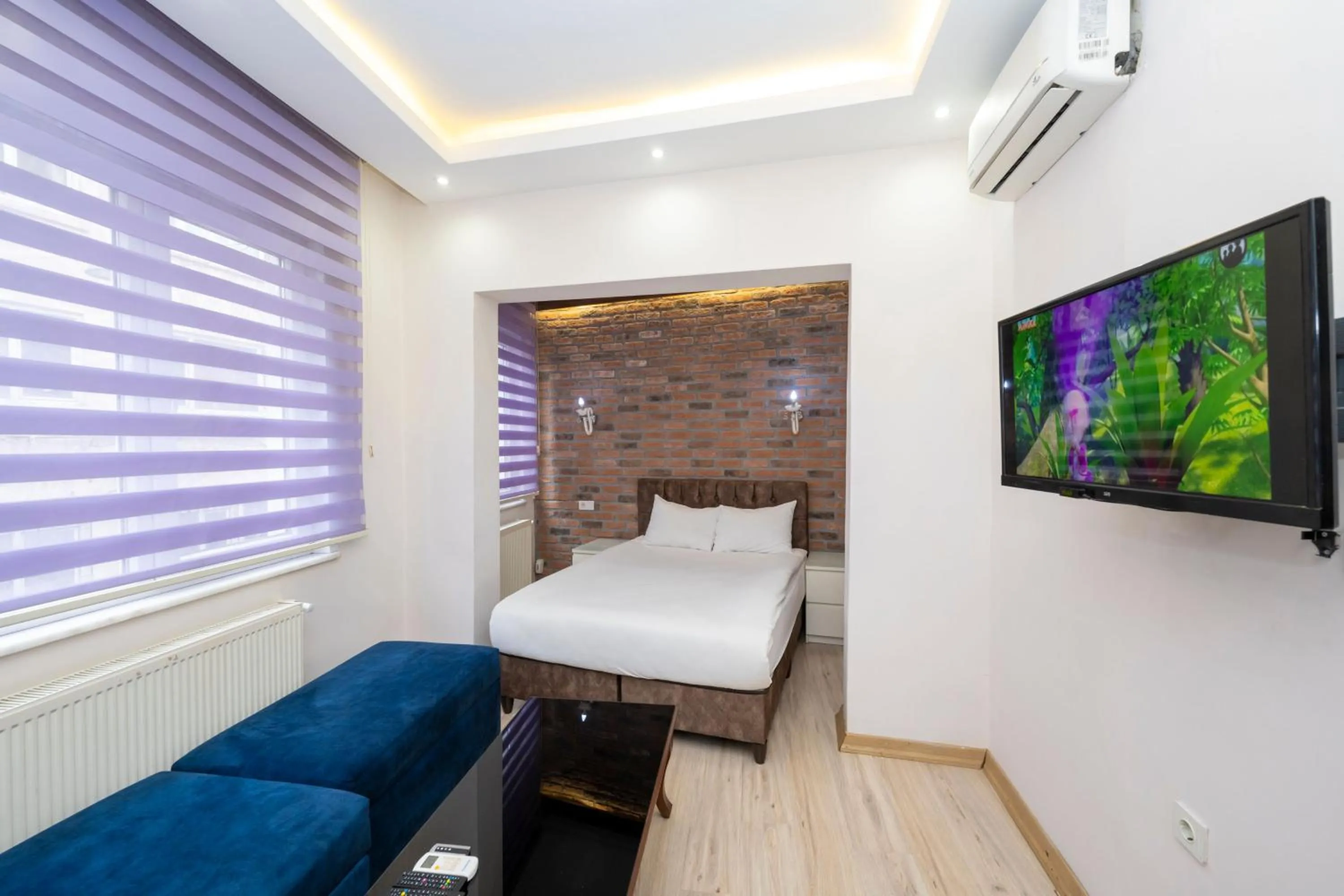 Bed in Taksim City Suites