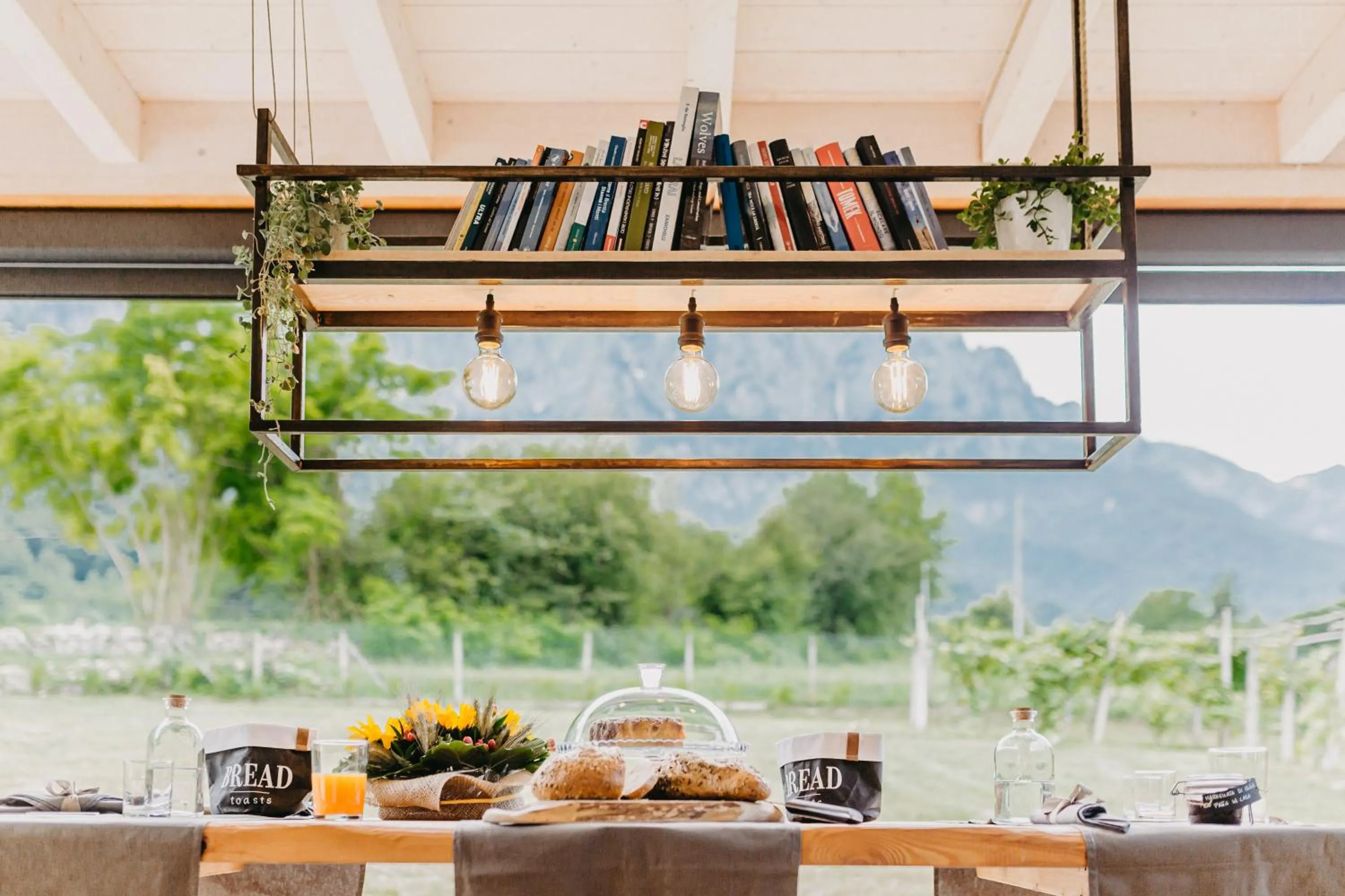 Breakfast in La Tana del Lupo B&B, family and outdoor sports