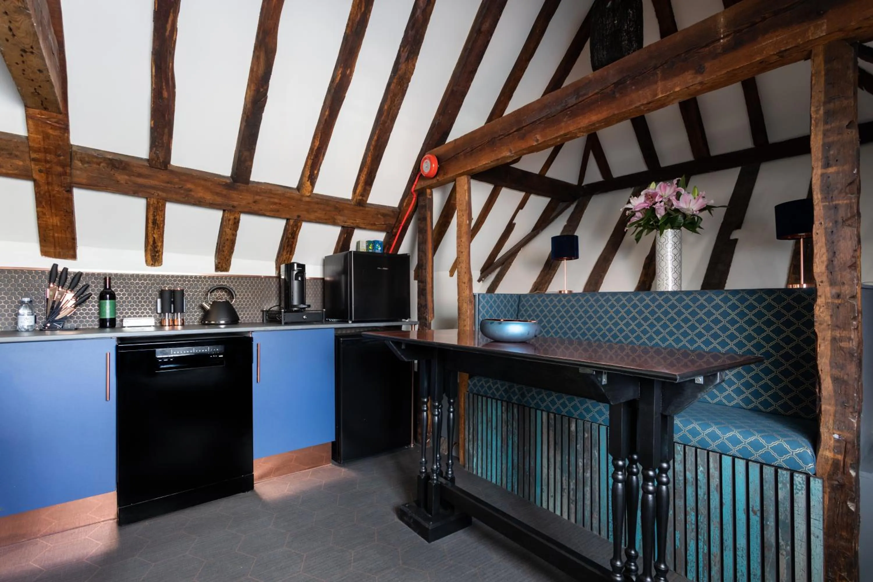 Kitchen or kitchenette in Staycations Maldon