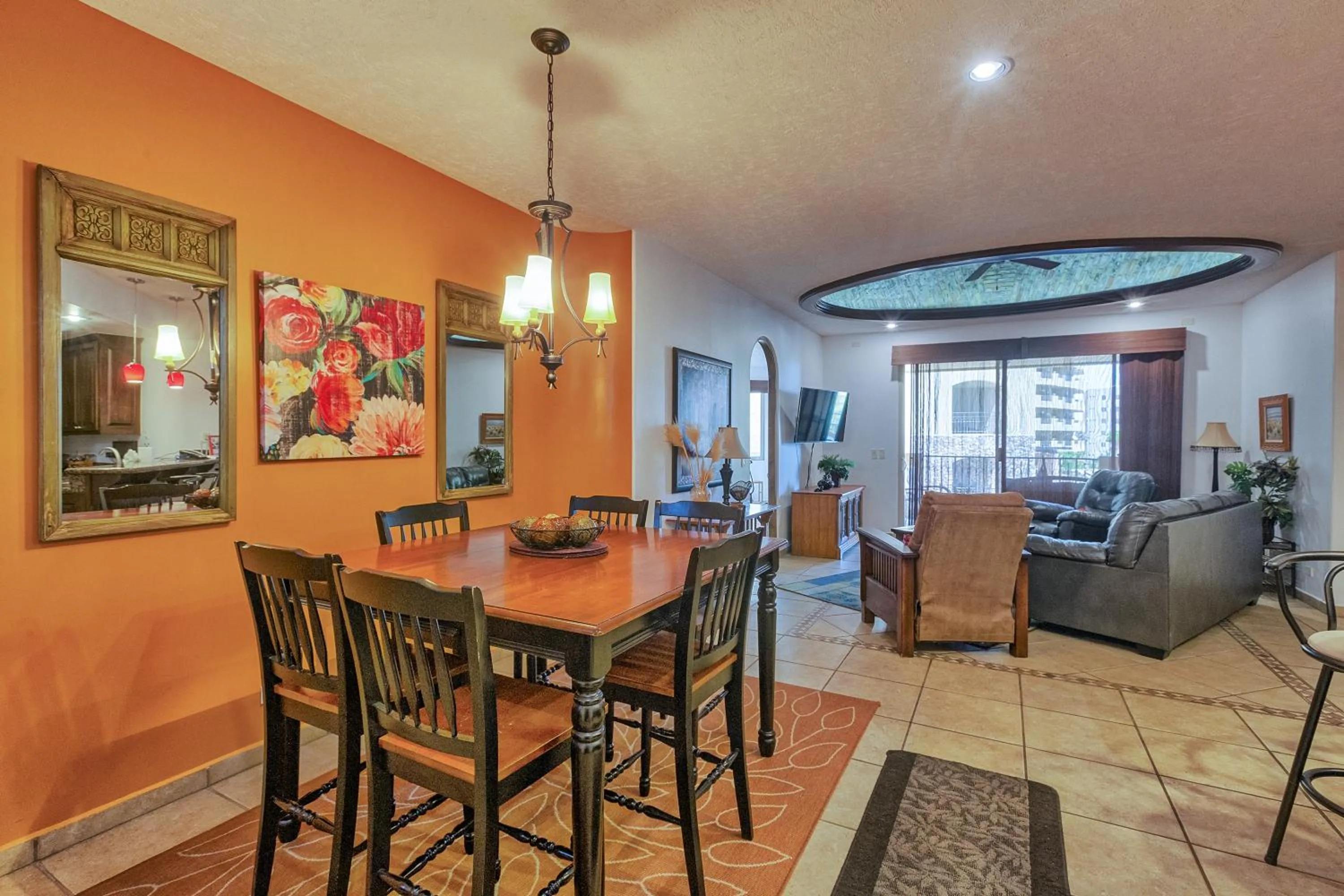 Living room in Bella Sirena Luxury Resort 205-D