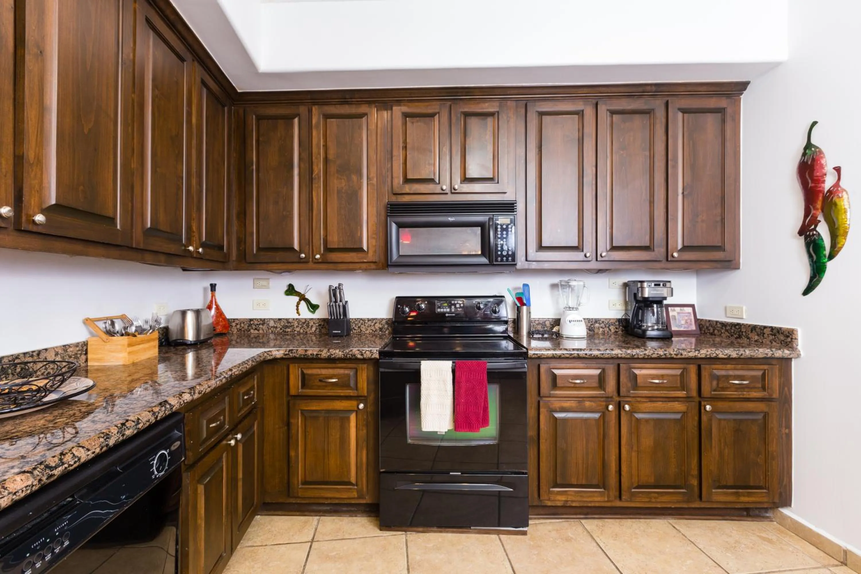 kitchen in Bella Sirena Luxury Resort 205-D