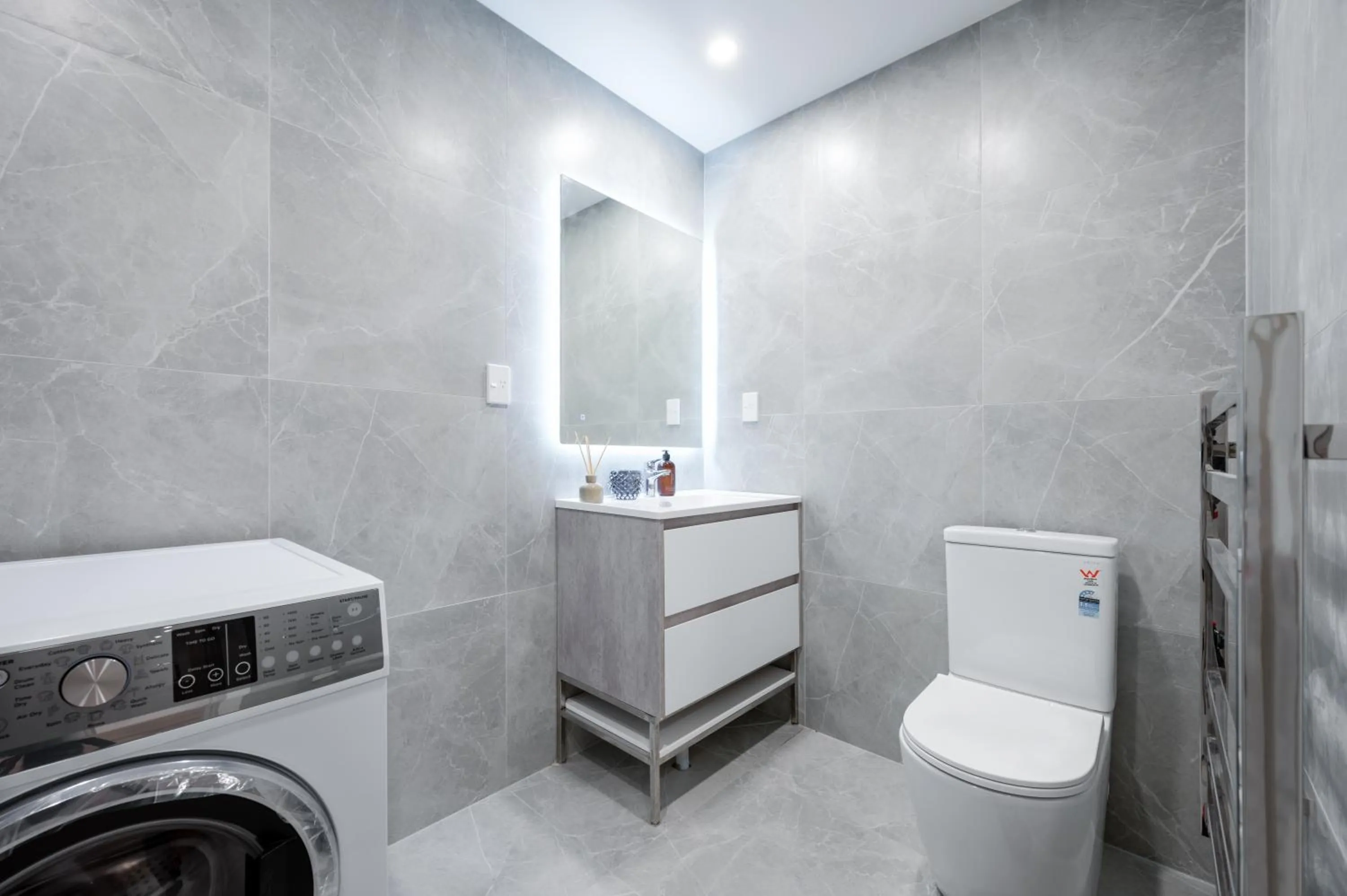 Toilet in Sunrise Garden Suites