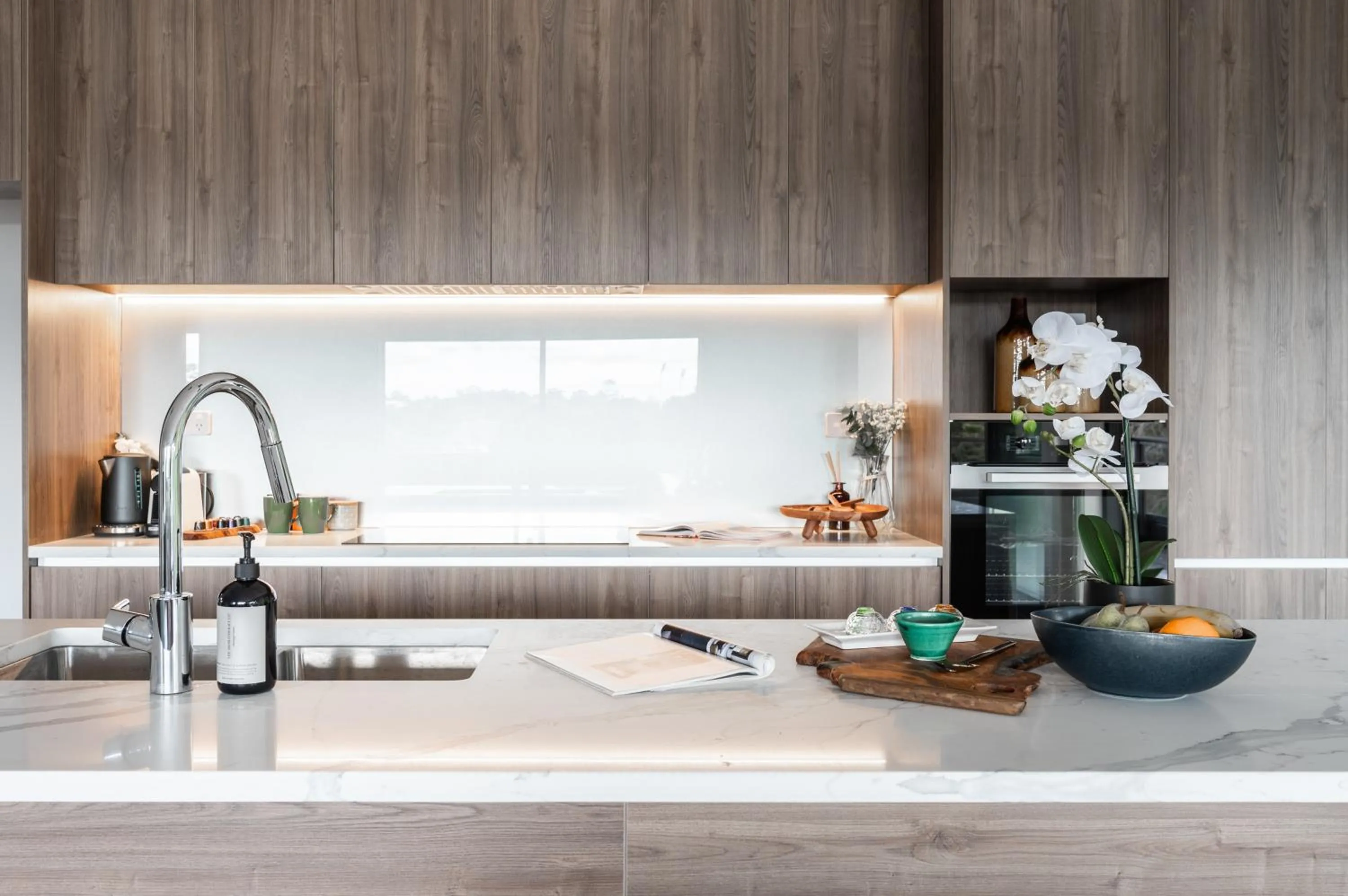 Kitchen or kitchenette in Sunrise Garden Suites