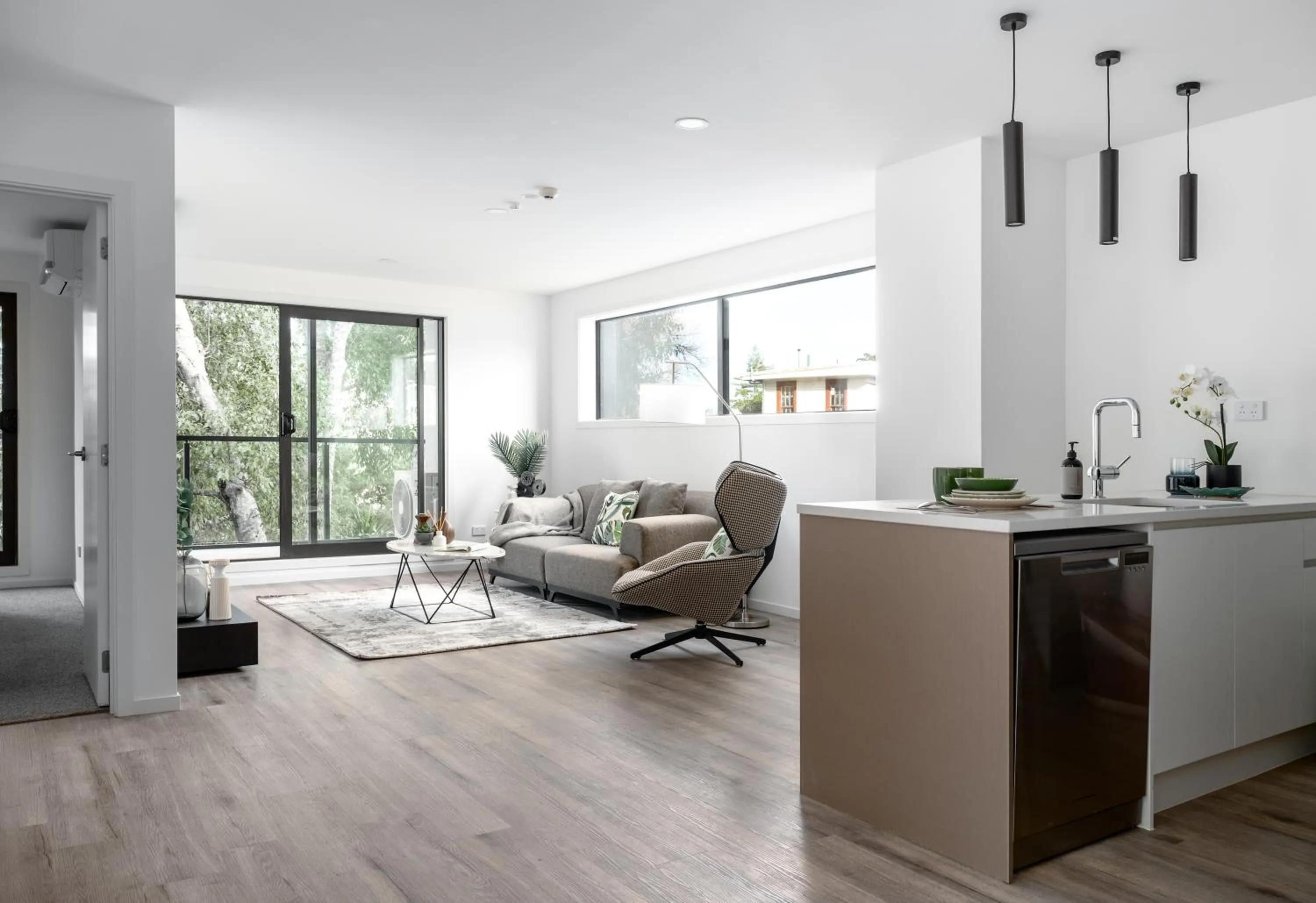 Kitchen or kitchenette in Sunrise Garden Suites