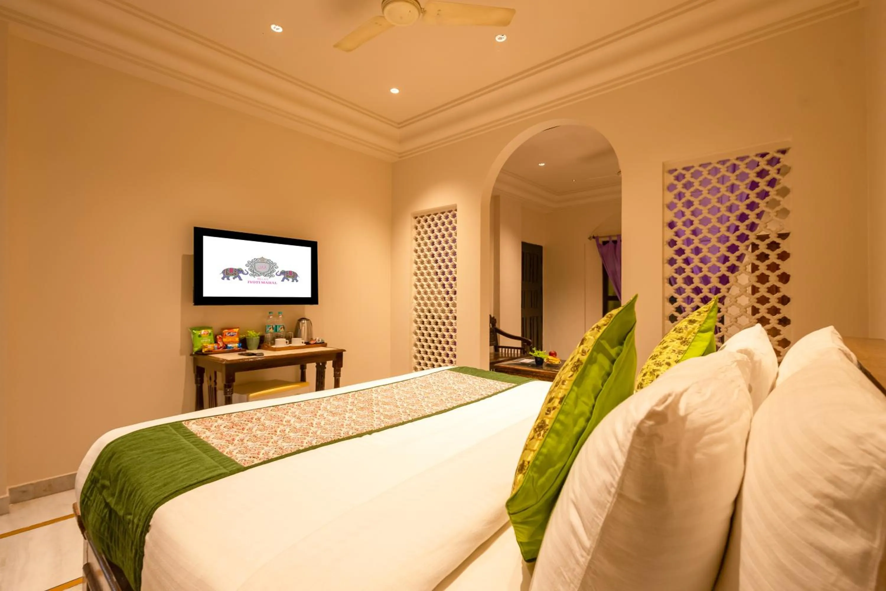 Bedroom, Bed in Jyoti Mahal - A Royal Heritage Hotel - Award Winning Hotel - Close to Connaught Place