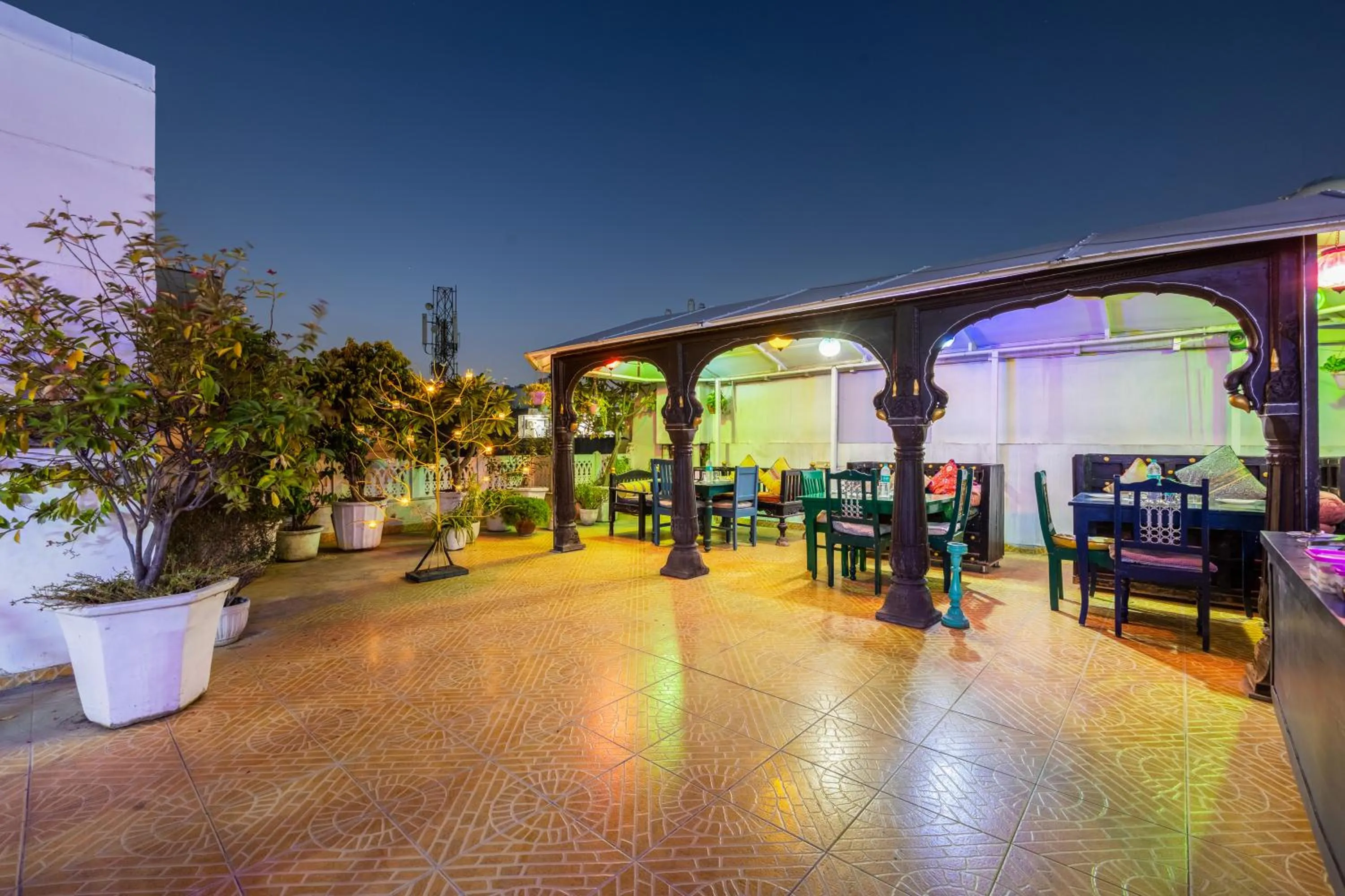 Restaurant/places to eat in Jyoti Mahal - A Royal Heritage Hotel - Award Winning Hotel - Close to Connaught Place