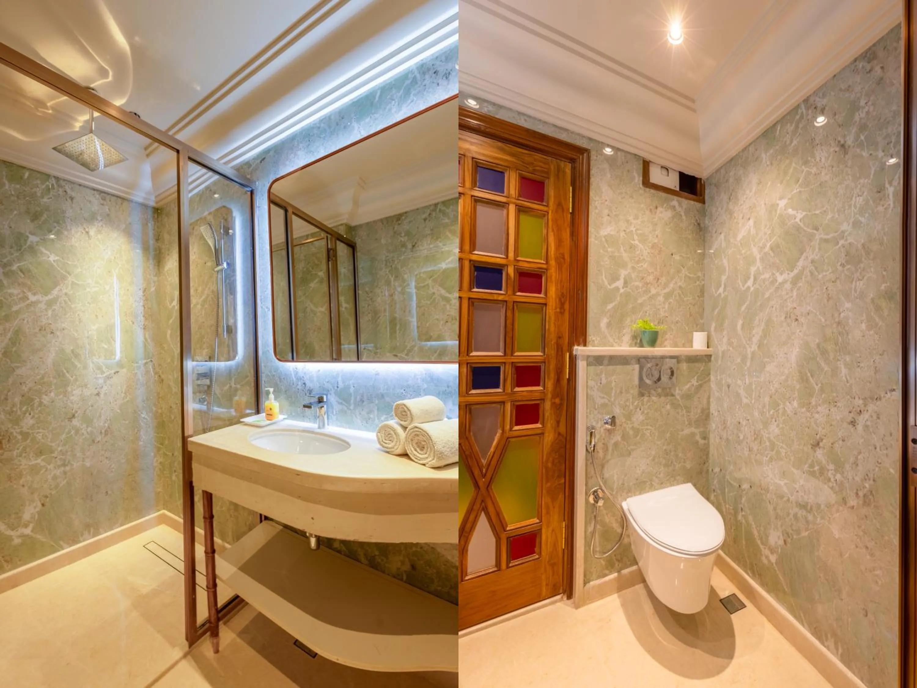 Bathroom in Jyoti Mahal - A Royal Heritage Hotel - Award Winning Hotel - Close to Connaught Place