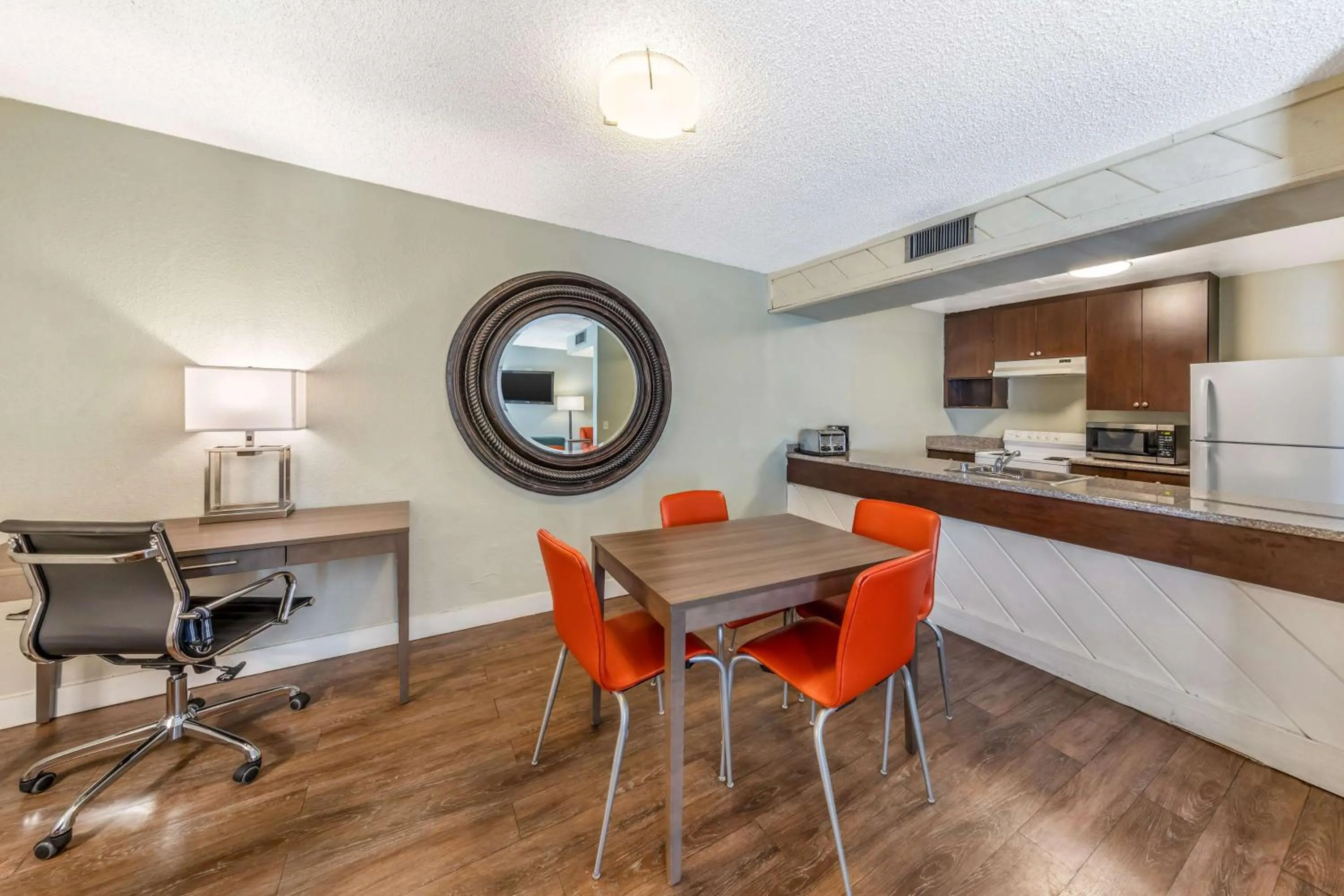 Bedroom in Best Western Inn at Palm Springs