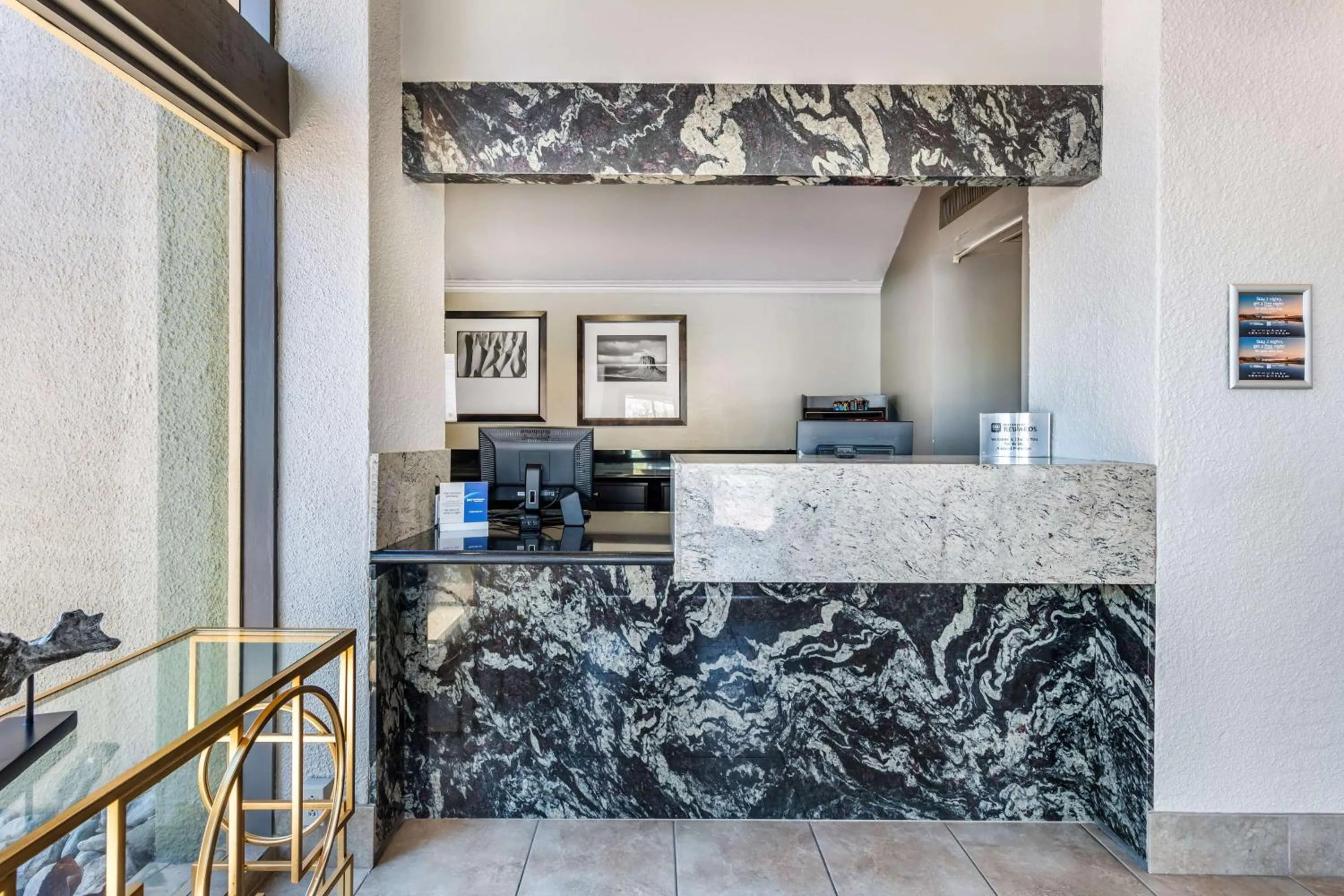 Lobby or reception in Best Western Inn at Palm Springs