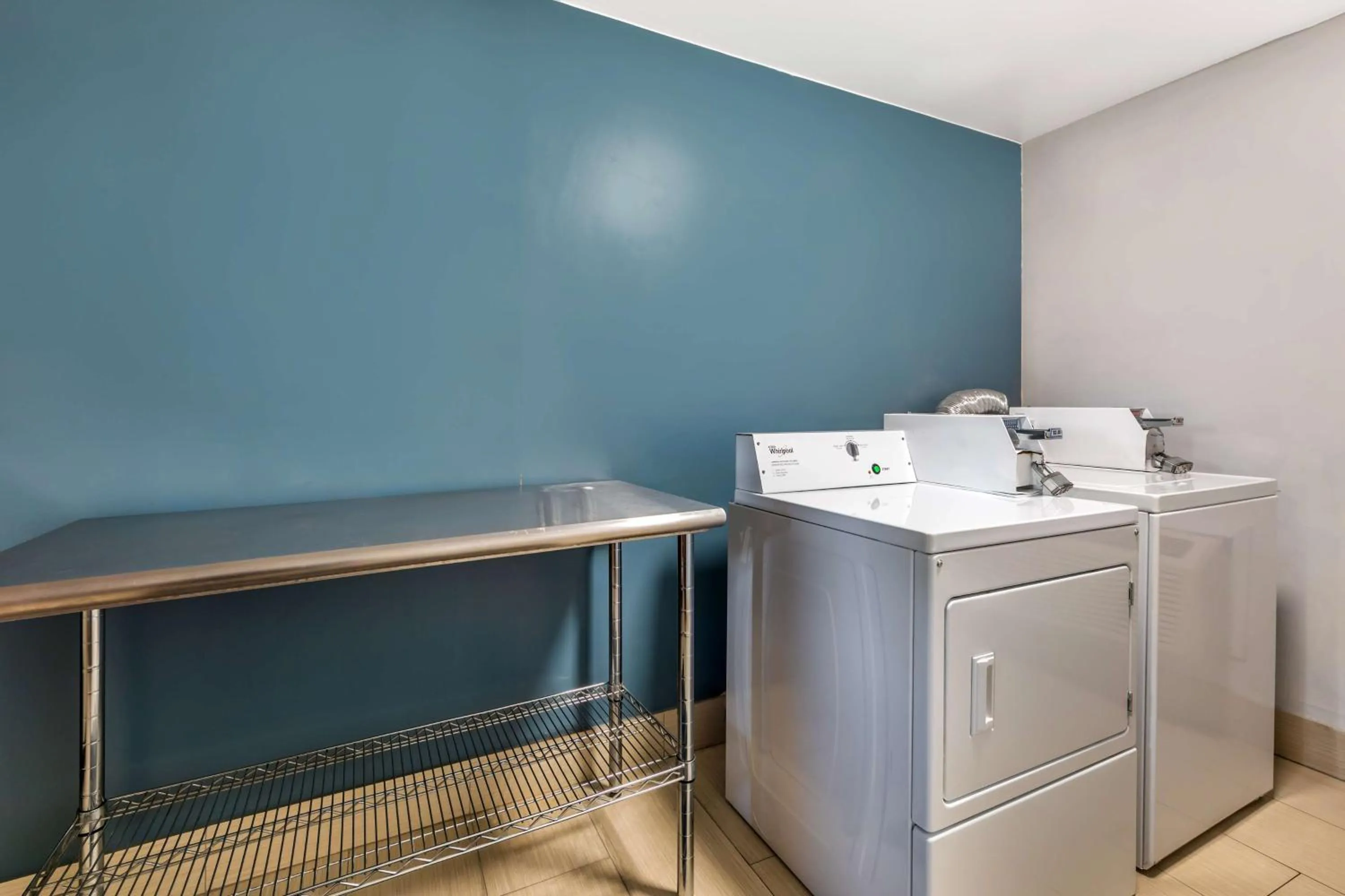 laundry in Best Western Inn at Palm Springs