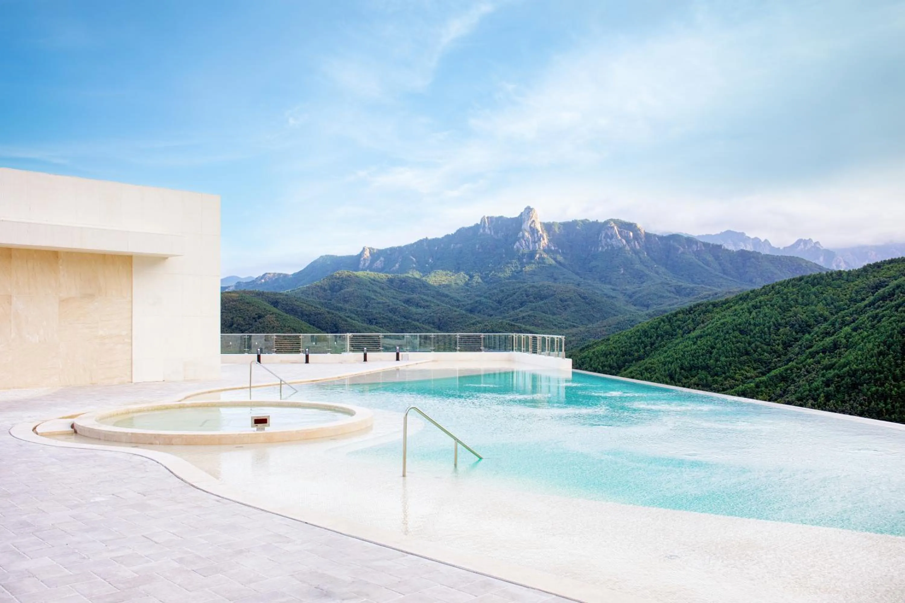 Property building in Sono Felice Delpino