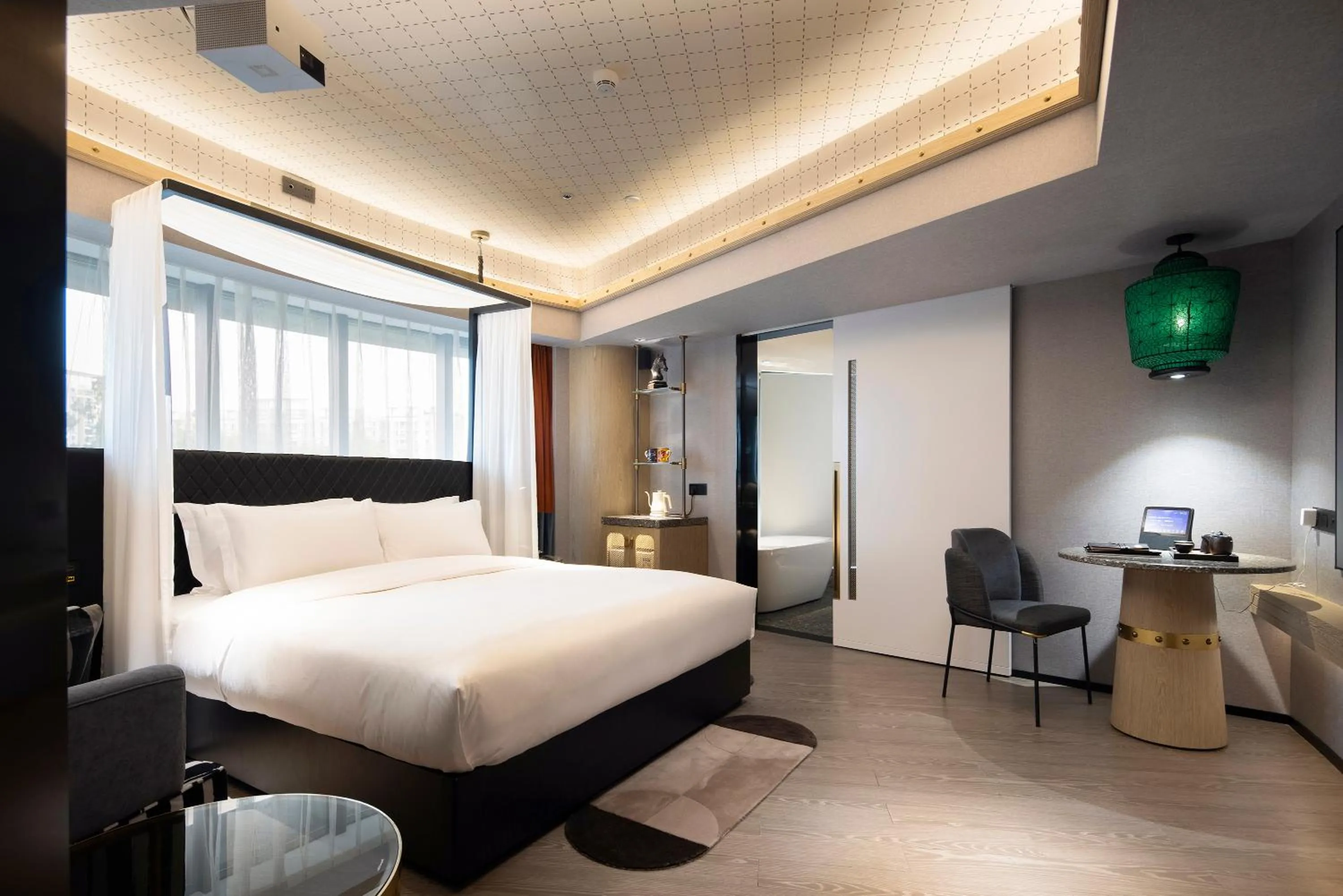 Photo of the whole room, Bed in Arthur Hotel Canton Tower Guangzhou