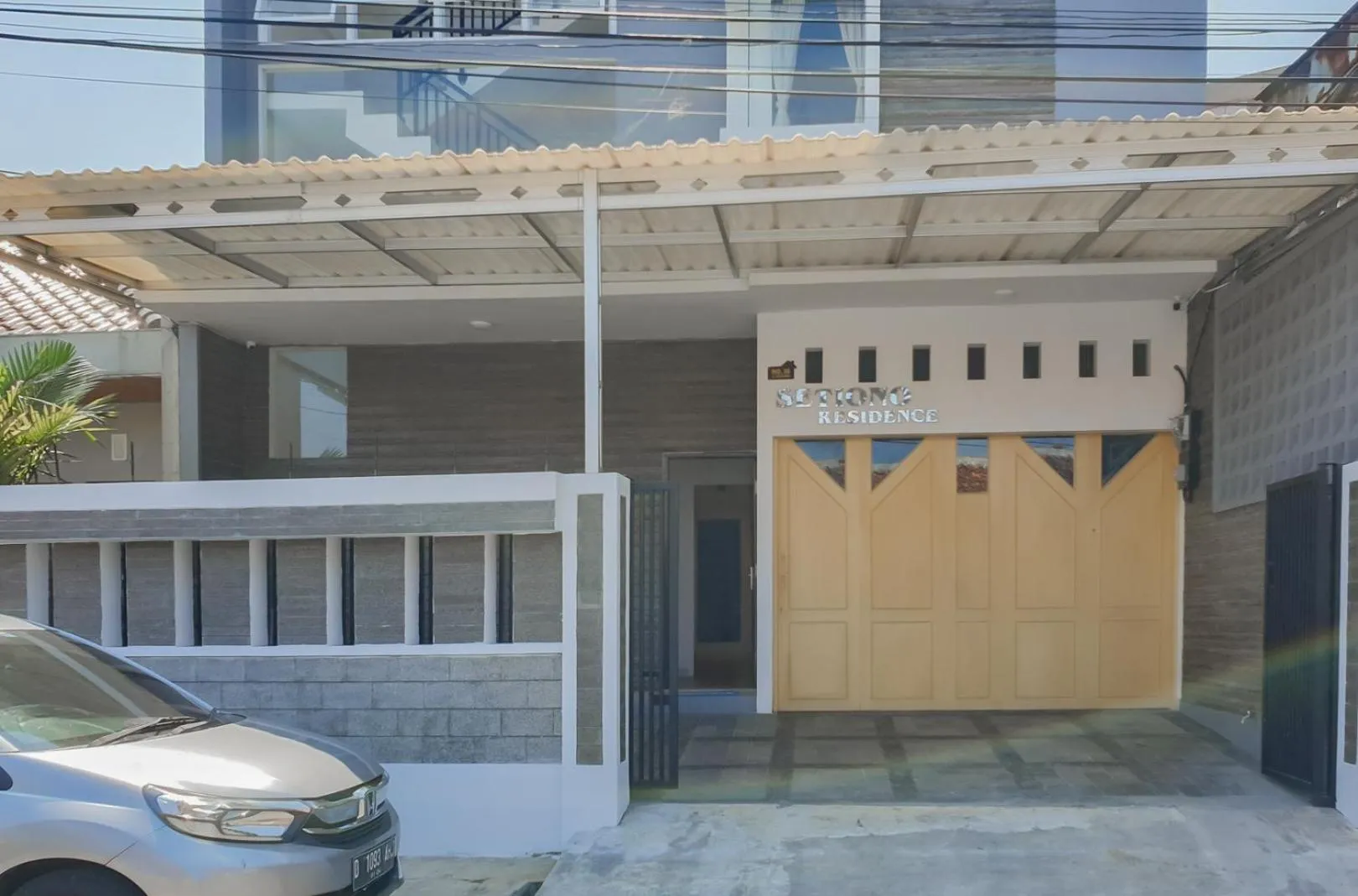 Property building in RedDoorz near Istana Plaza 3