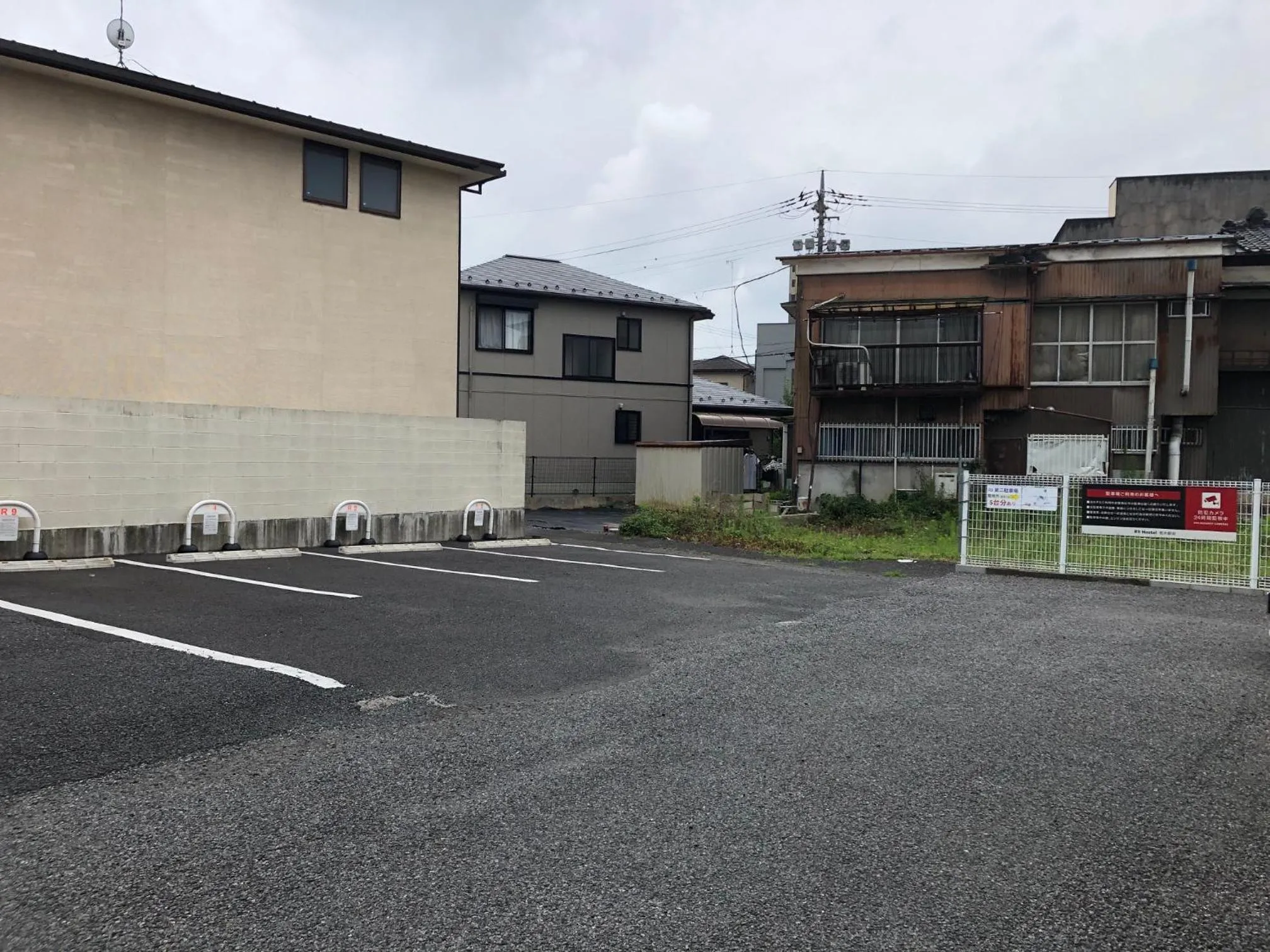 Parking in R9 Hostel Tochigi Ekimae - Male Only