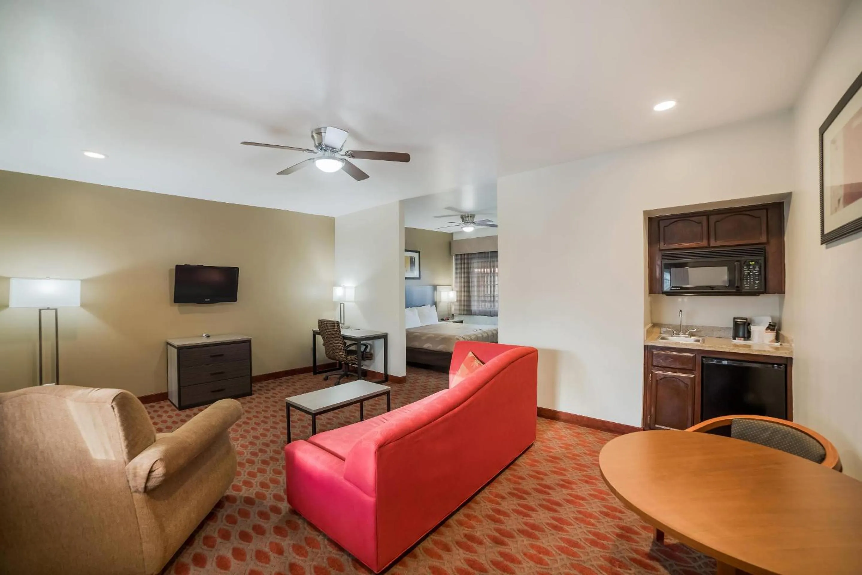 Bedroom in Quality Inn & Suites Goodyear - Phoenix West