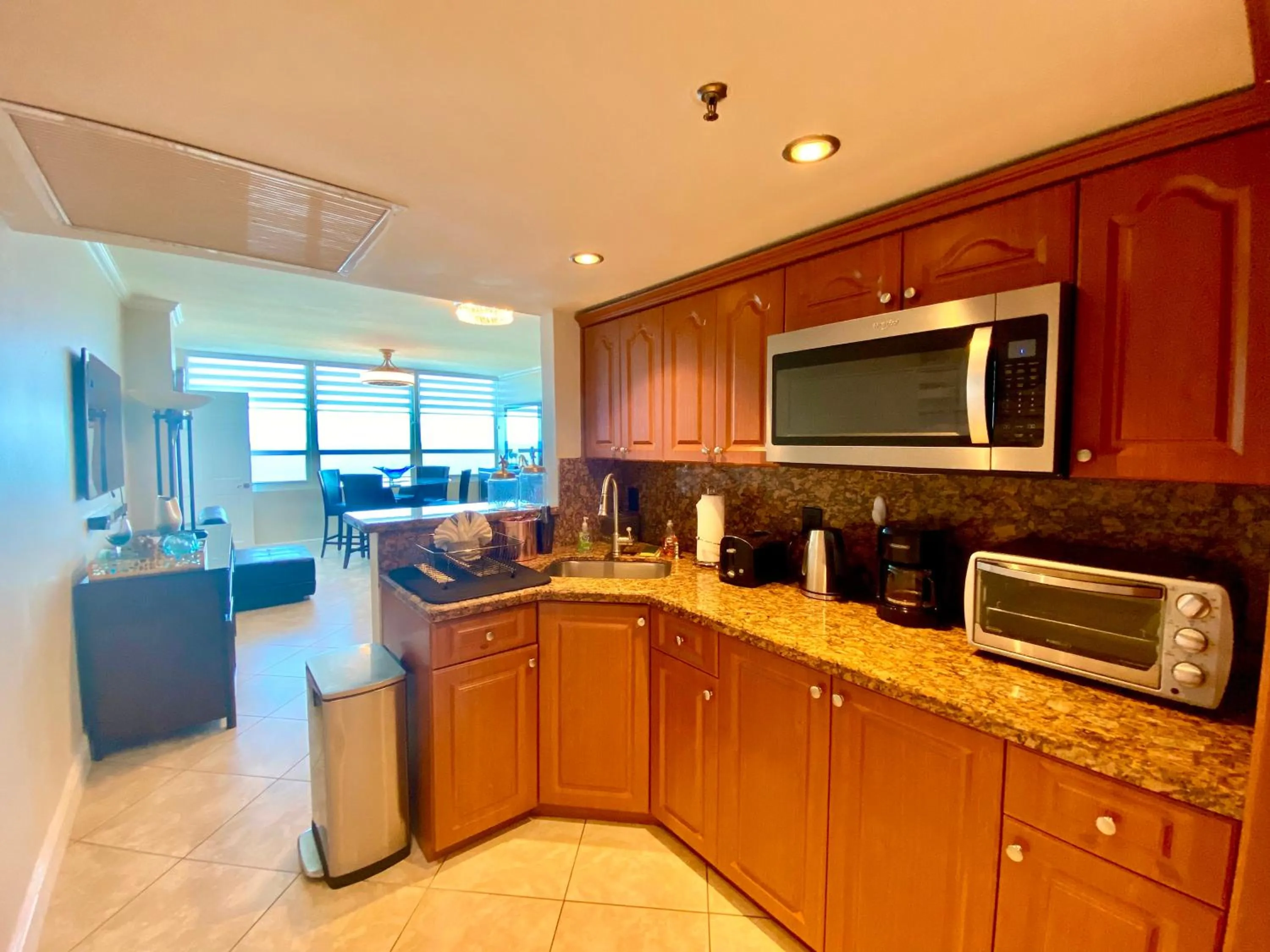 Coffee/tea facilities in Castle Beach Resort Condo - Panoramic Large Penthouse or Deluxe 1 BR Direct Ocean View and beach access- Updated-Free parking-