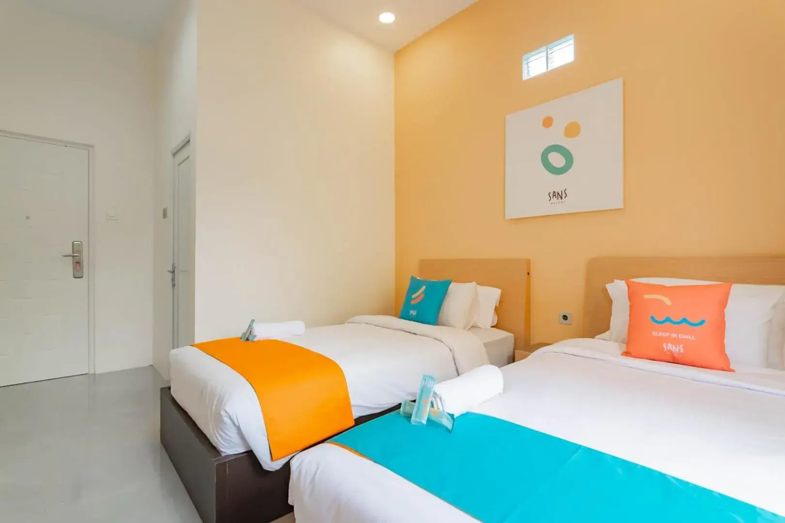 Deluxe Twin Room in Sans Resort Parung Bogor Deluxe Twin Room in Sans Resort Parung Bogor