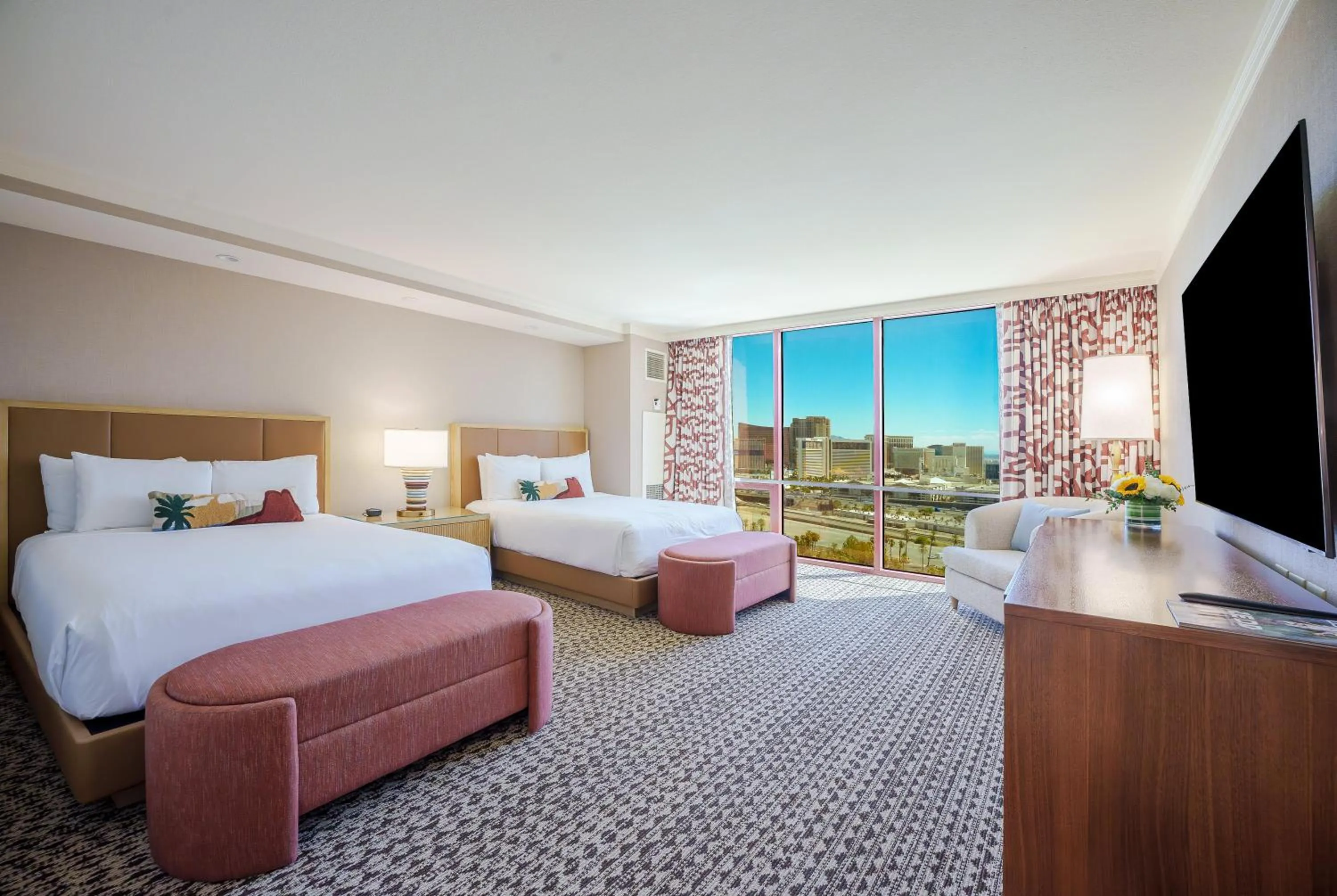 Photo of the whole room, Bed in Rio Hotel & Casino, a Destination by Hyatt Hotel