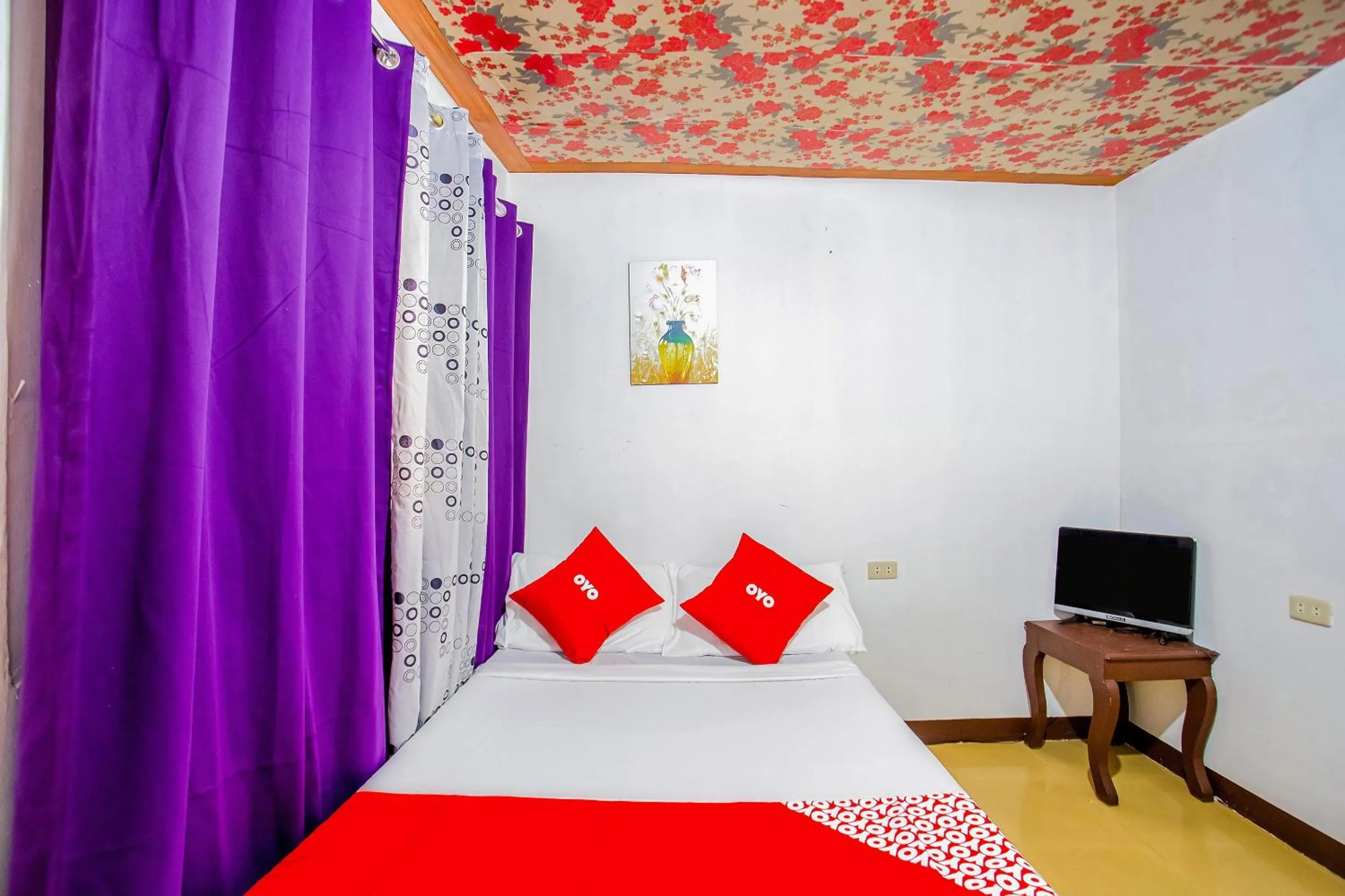 Bedroom in Mye Tourist Inn