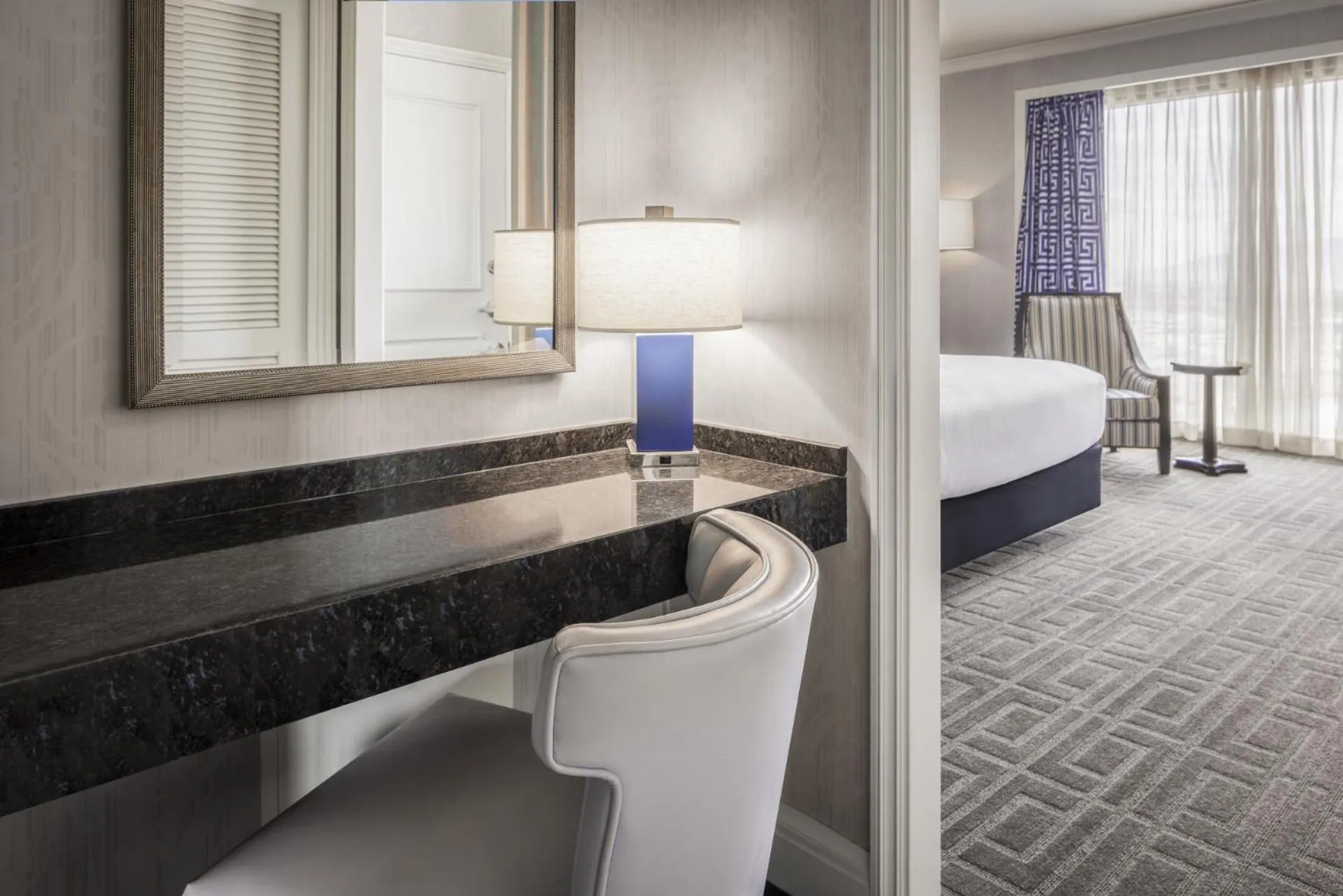 Seating area, Bed in Caesars Palace Hotel & Casino