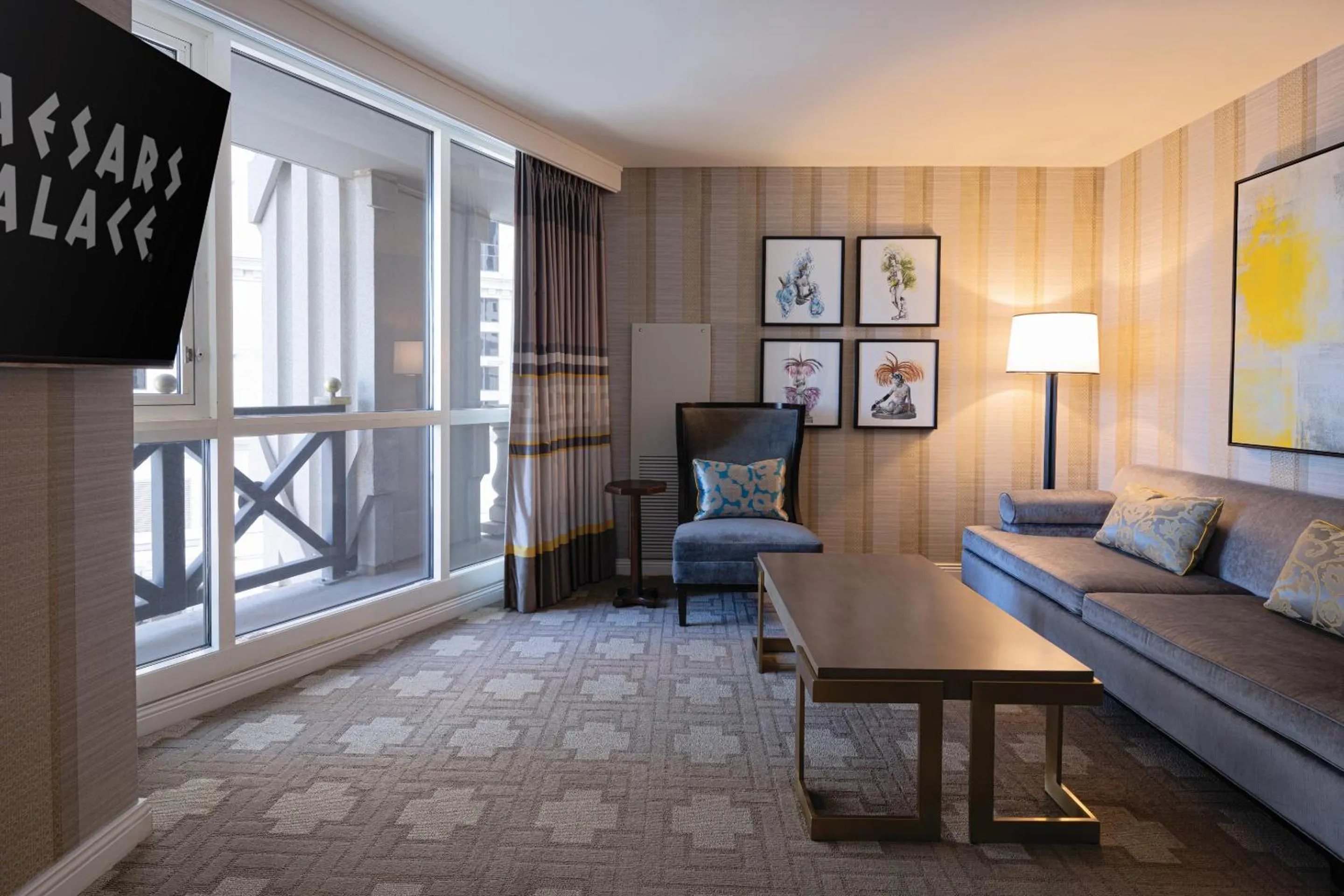 Living room in Caesars Palace Hotel & Casino