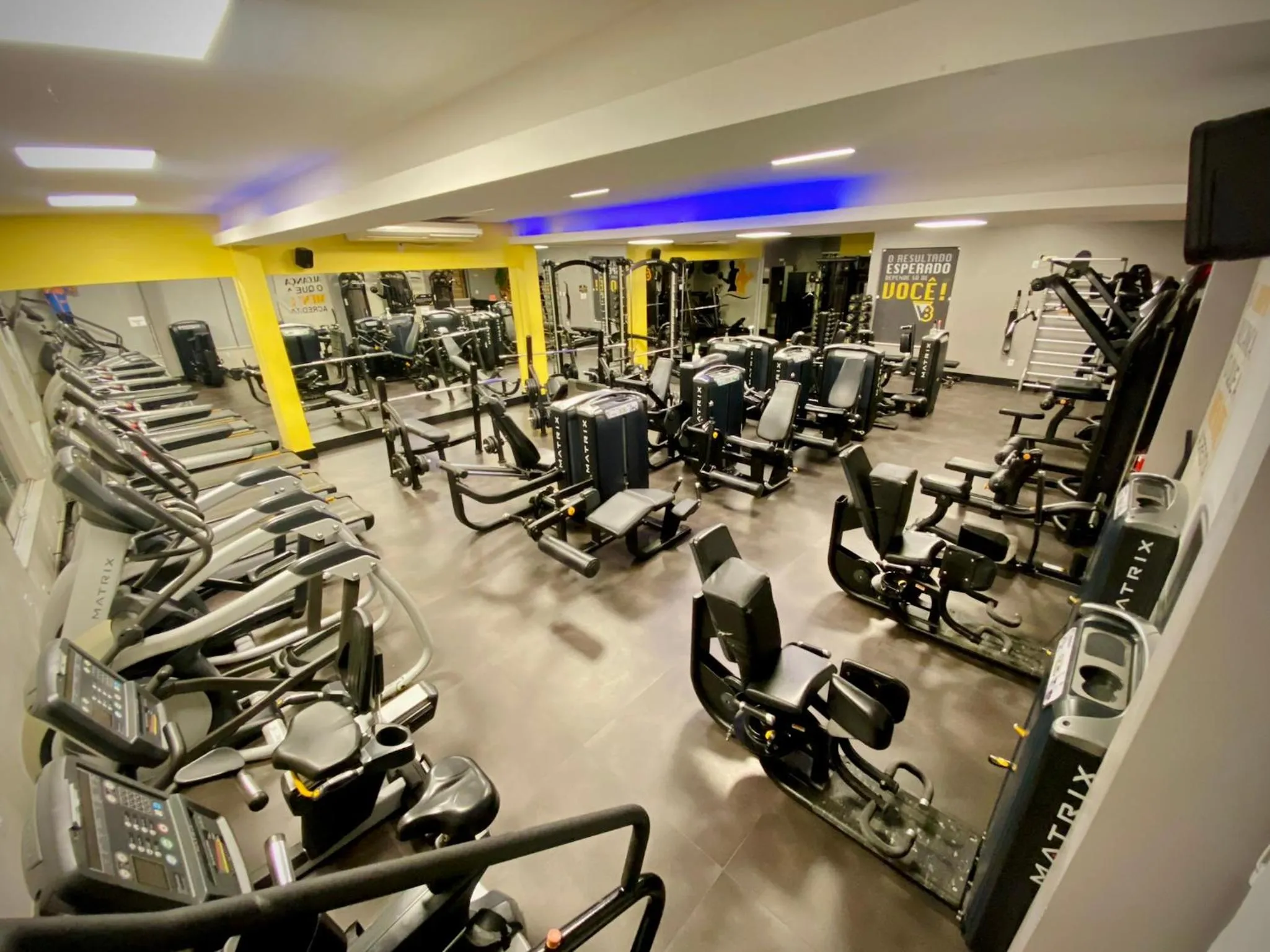 Fitness centre/facilities in DM HOTEL