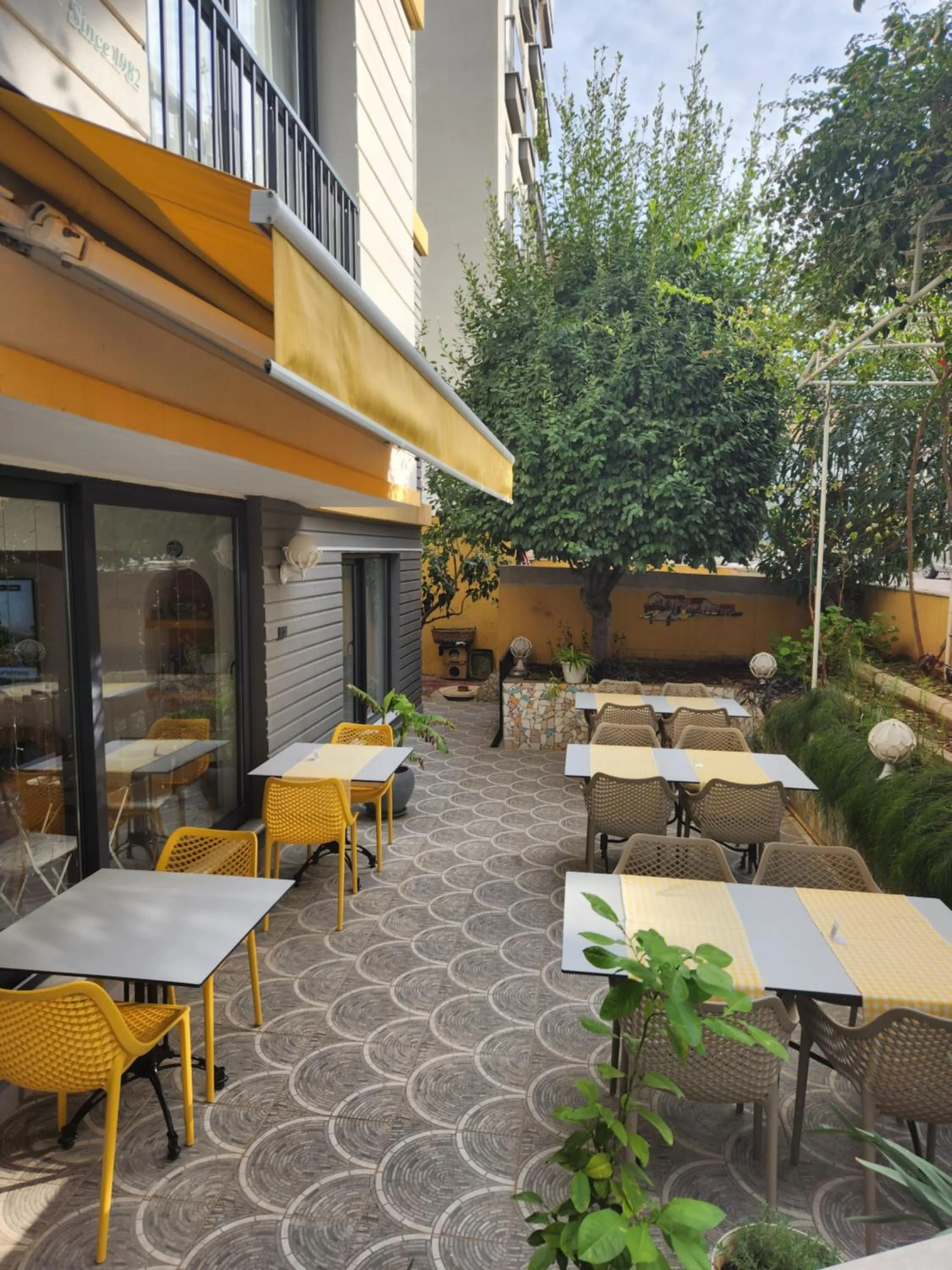 Facade/entrance in Park Hotel Rooms & Apart