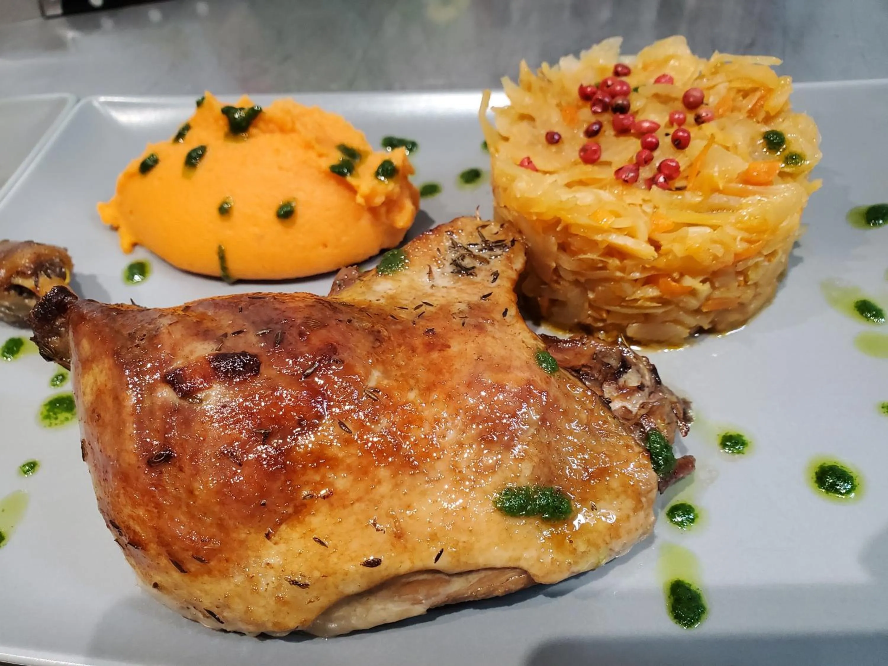 Restaurant/places to eat in Logis Vélès