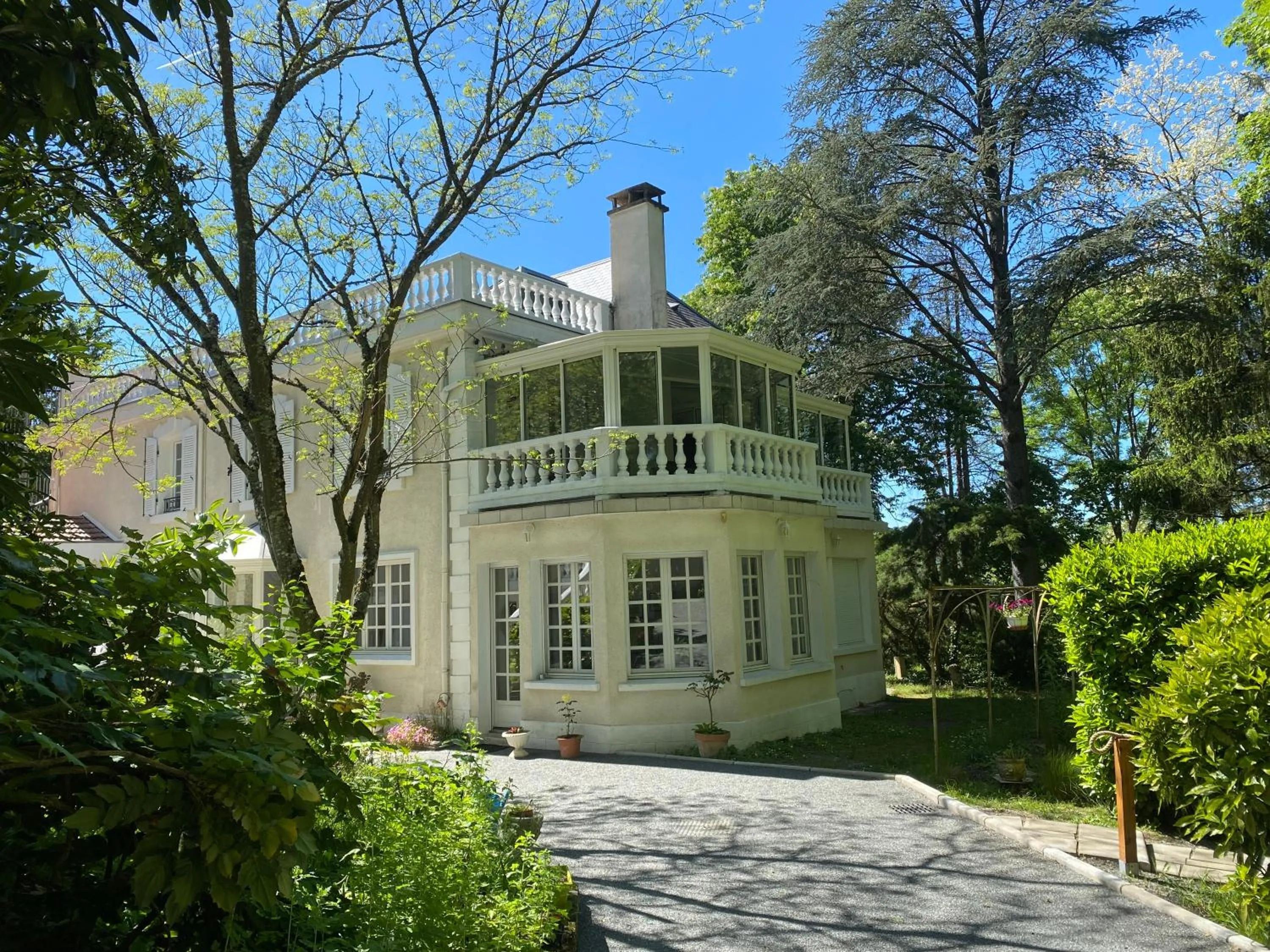 Property building in Logis Vélès