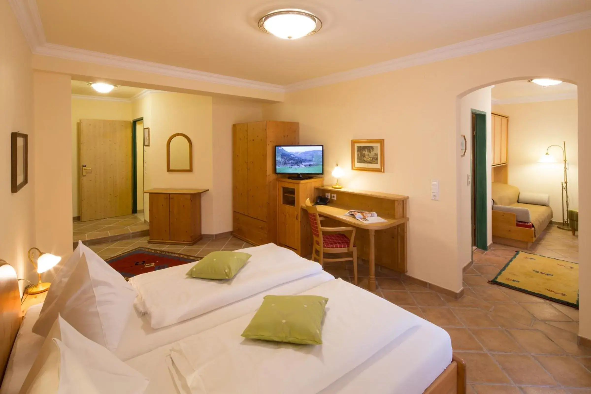 Double Room - single occupancy in Hotel Zum Schwarzen Bären Double Room - single occupancy in Hotel Zum Schwarzen Bären